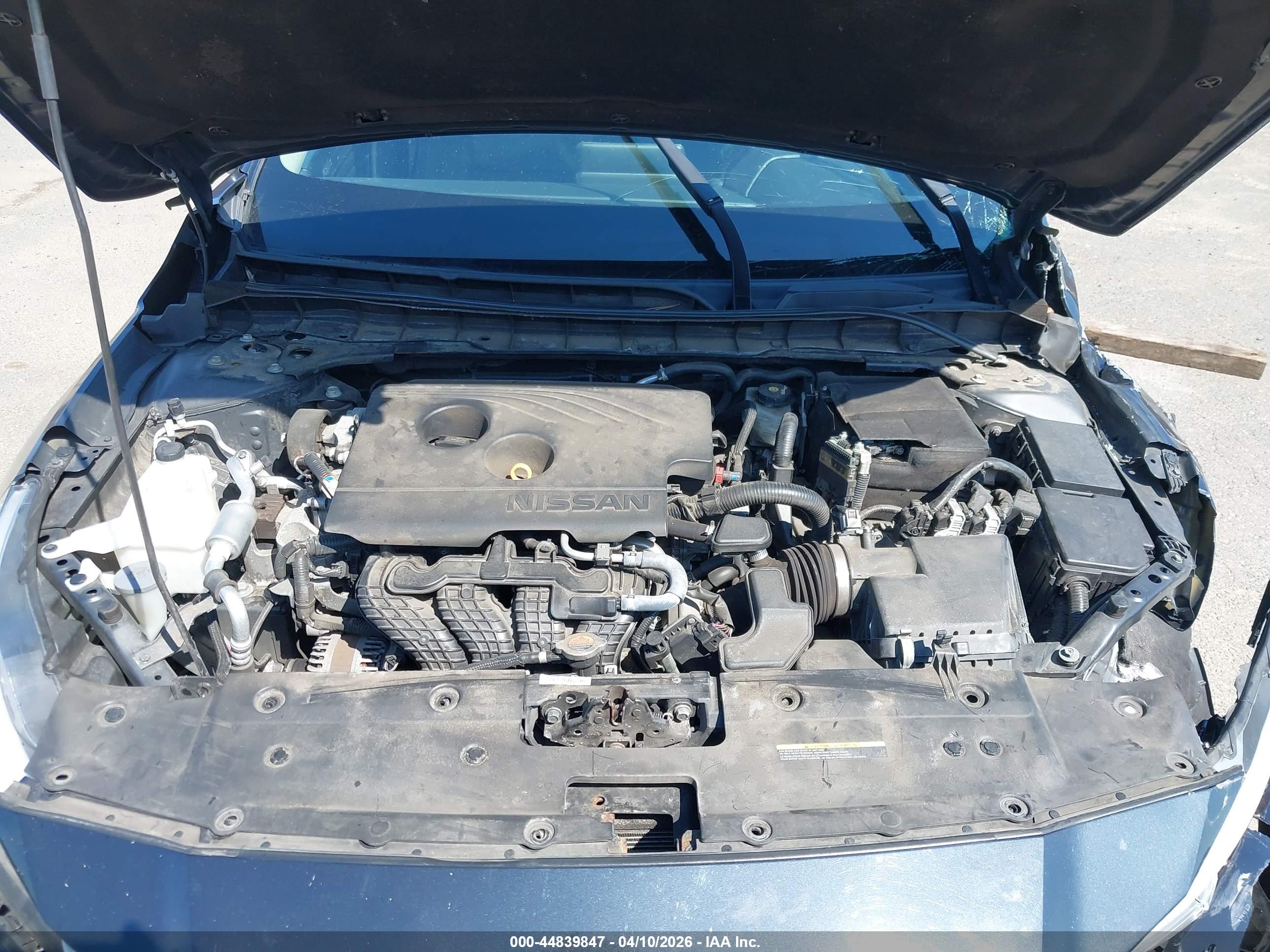 NISSAN ALTIMA image 10