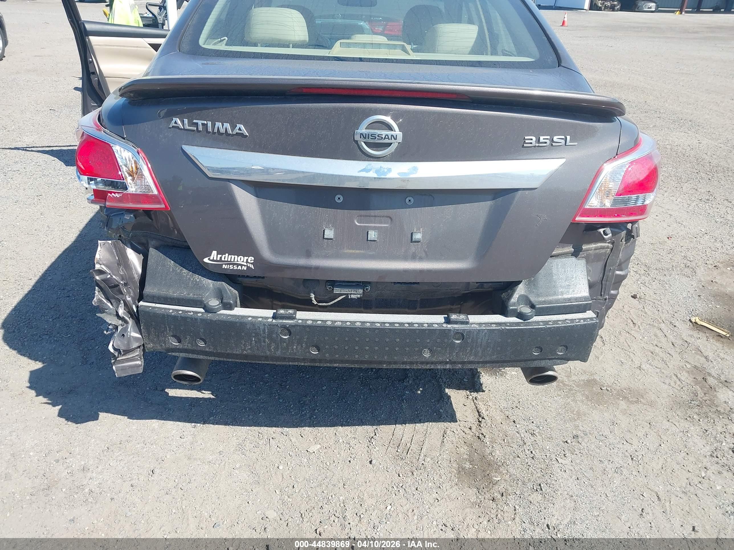NISSAN ALTIMA image 6