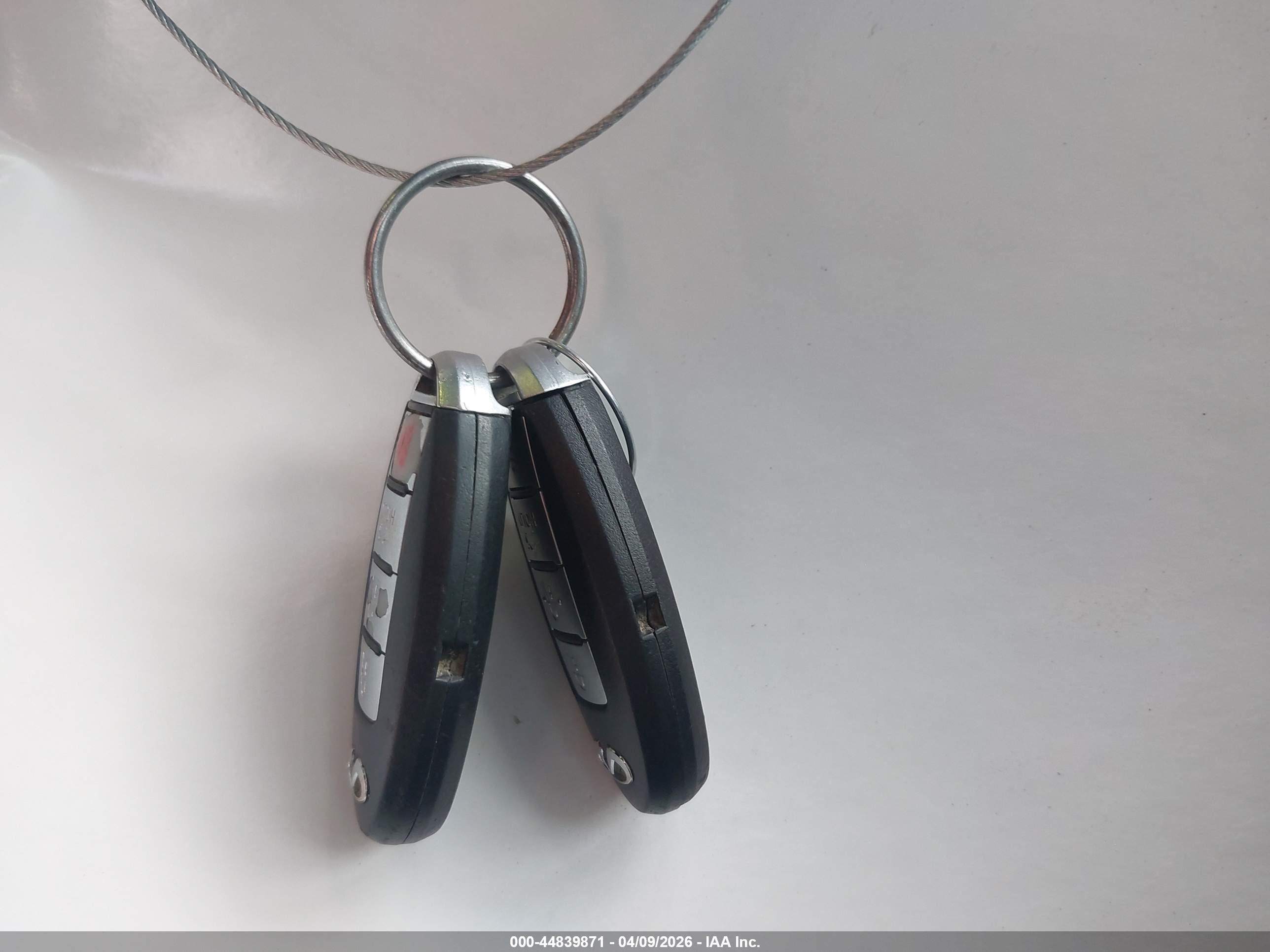 INFINITI Q40 image 11