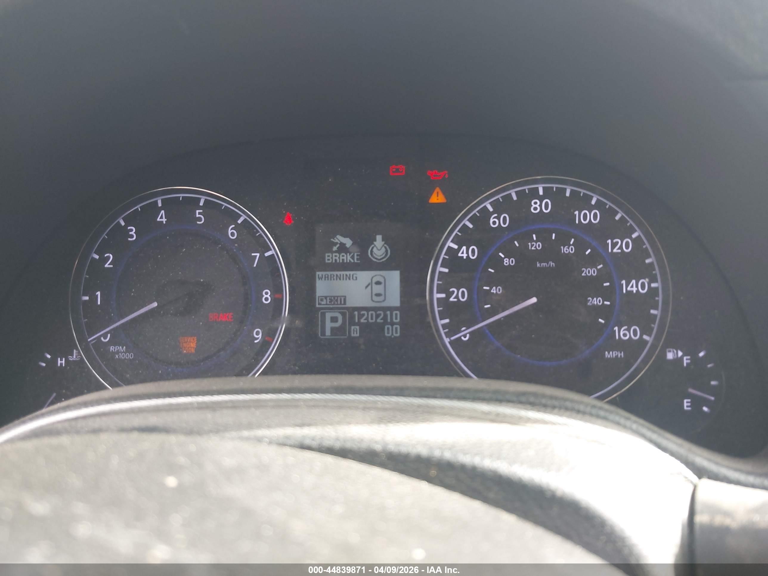 INFINITI Q40 image 7