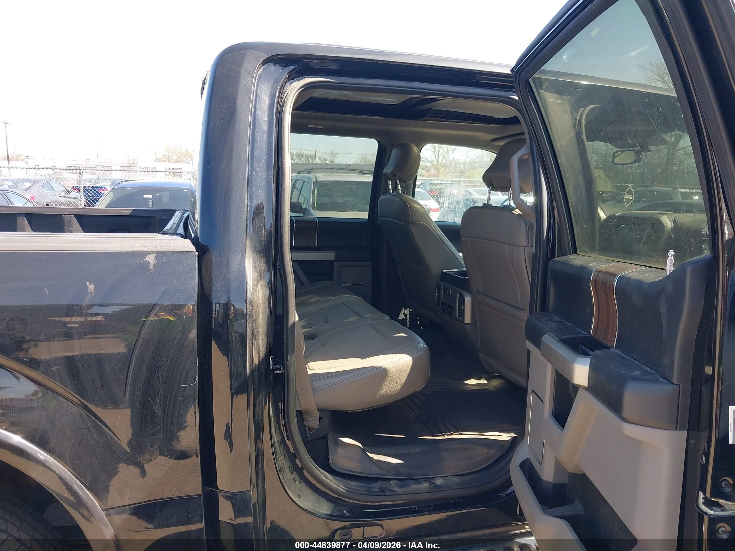 FORD F-150 image 8
