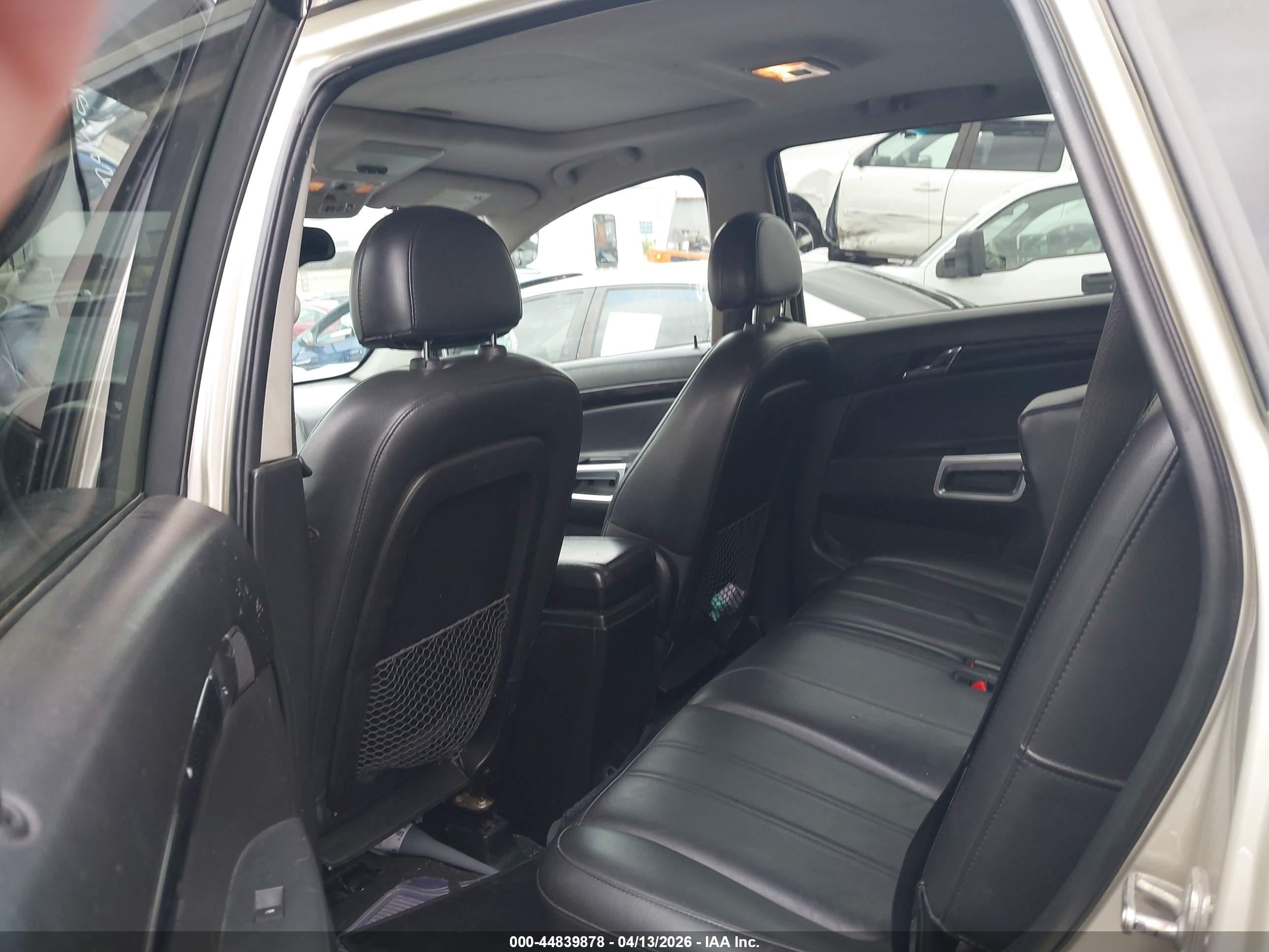 CHEVROLET CAPTIVA image 8