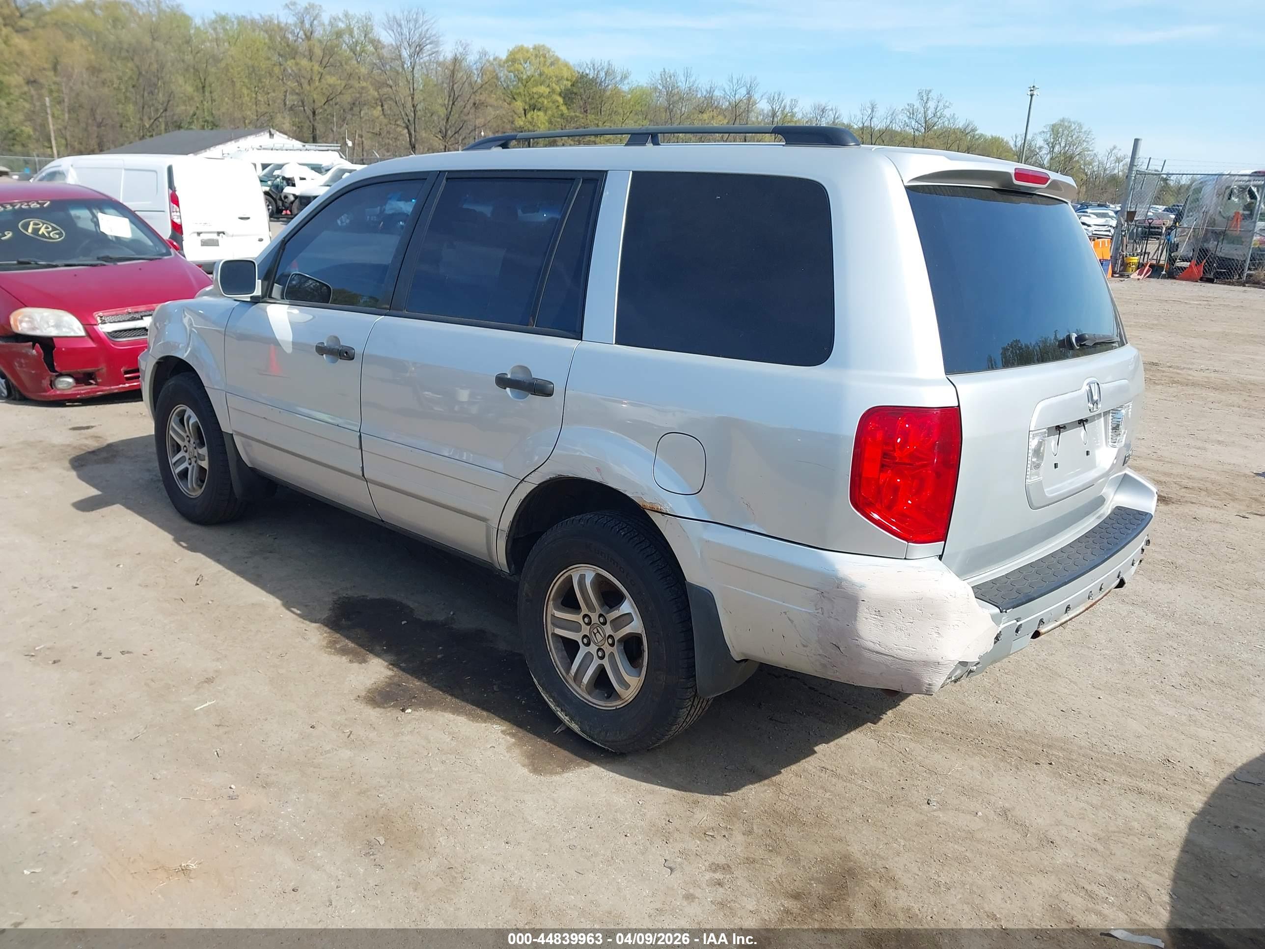 HONDA PILOT image 3