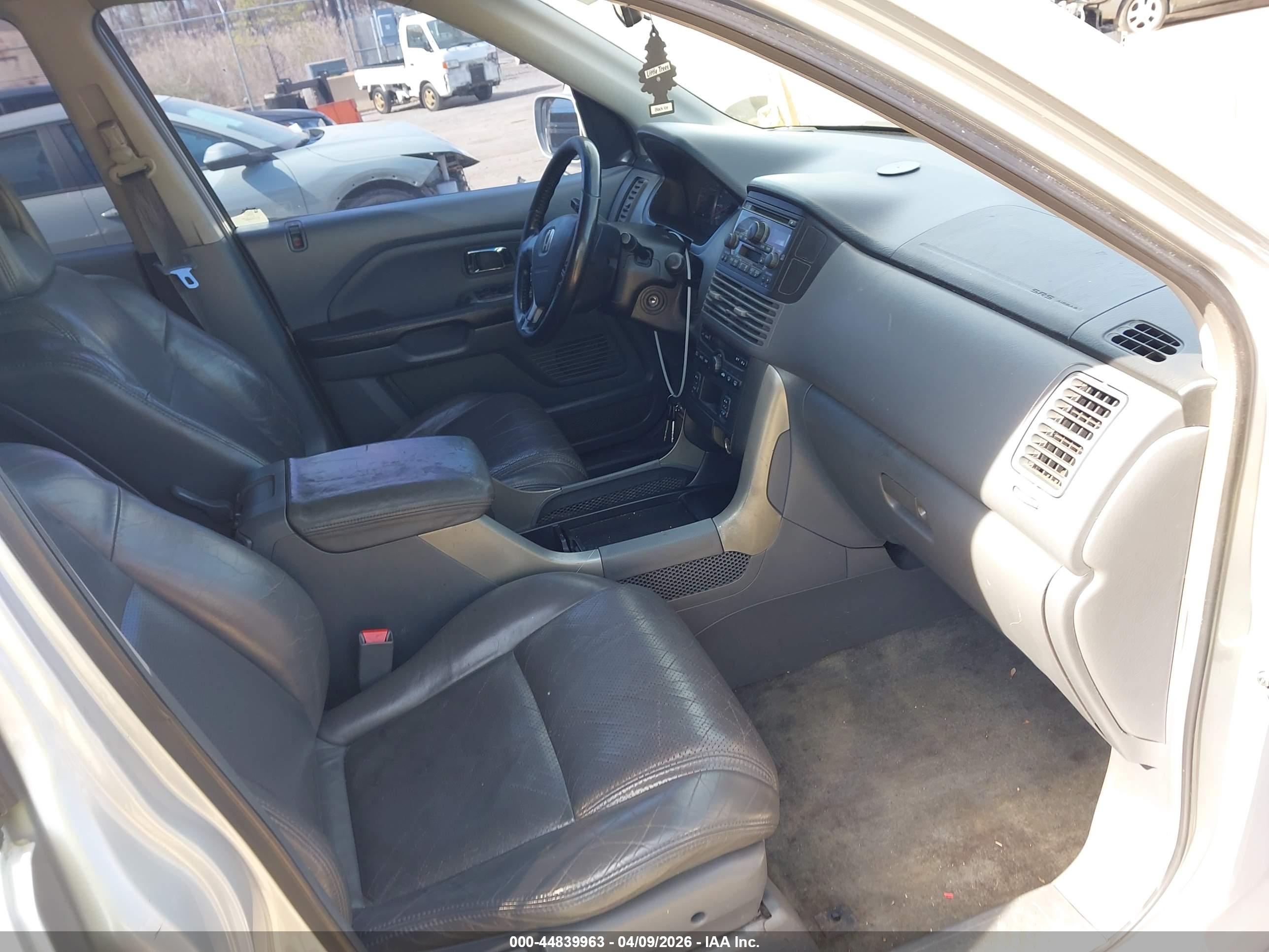 HONDA PILOT image 5