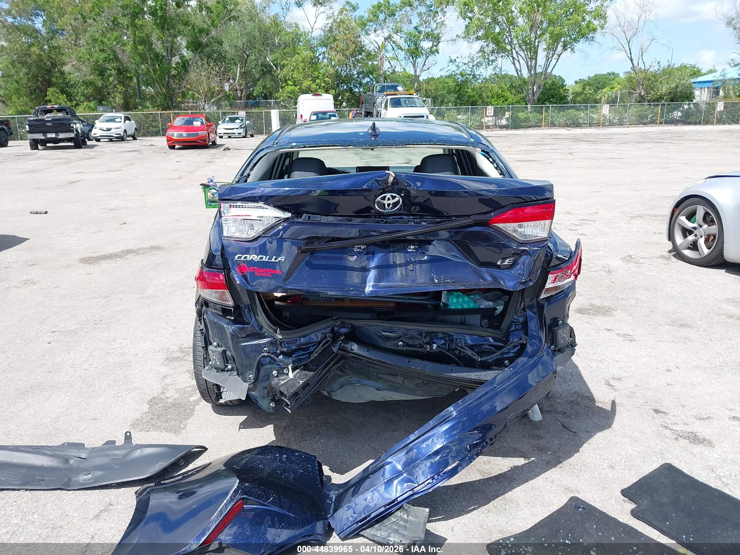 TOYOTA COROLLA image 6
