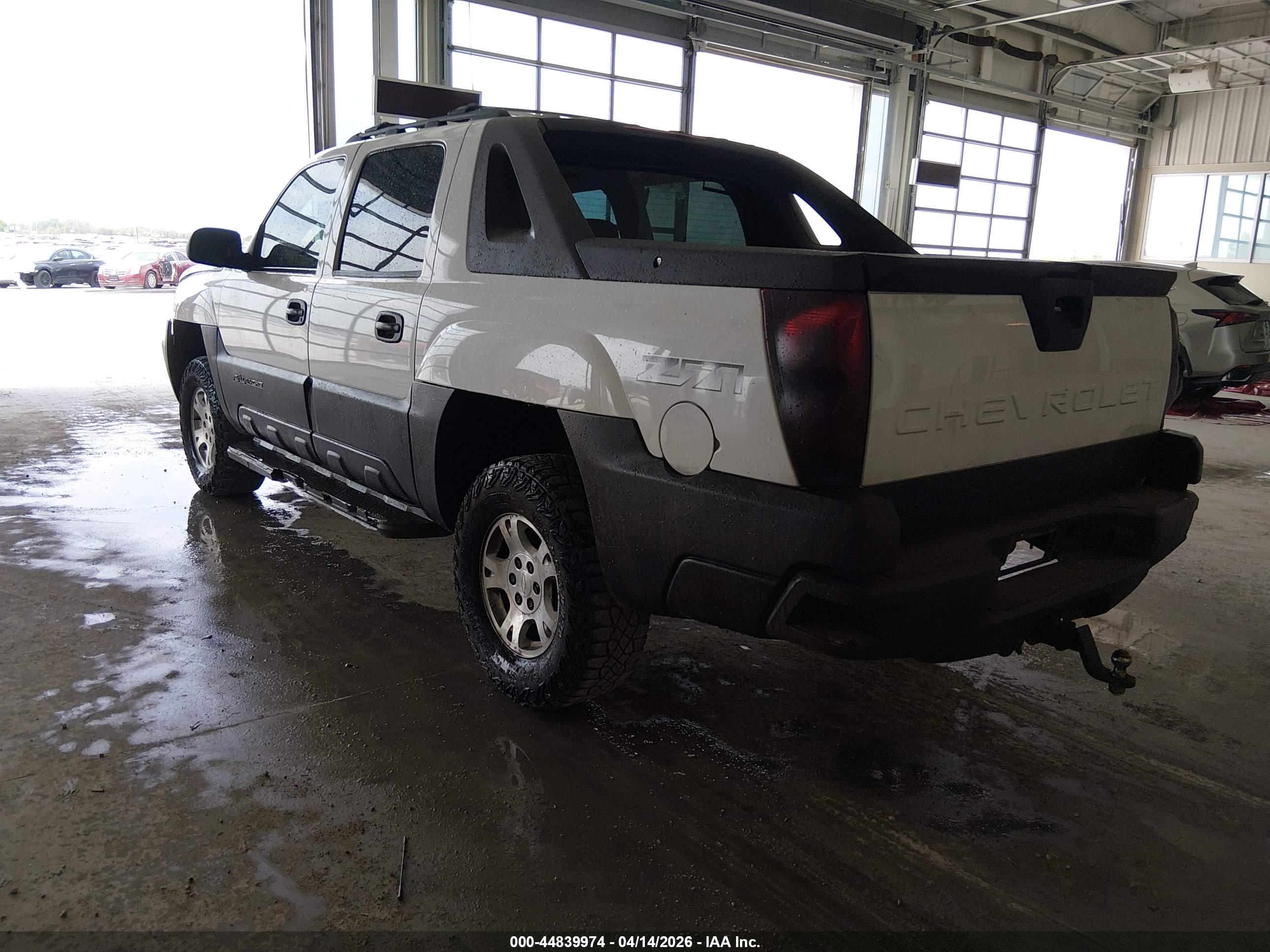 CHEVROLET AVALANCHE image 3