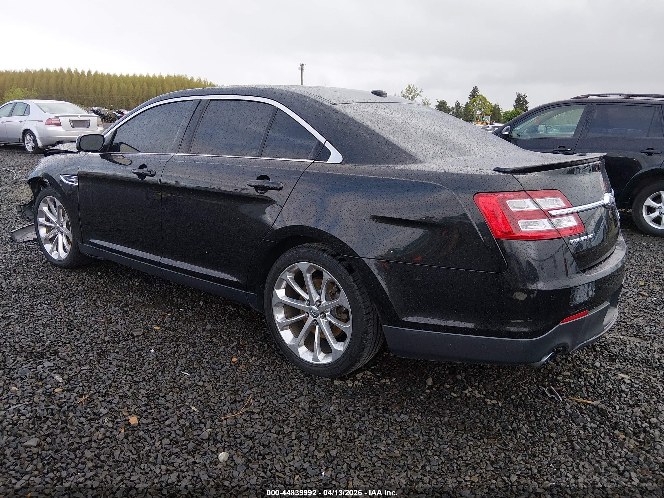 FORD TAURUS image 3