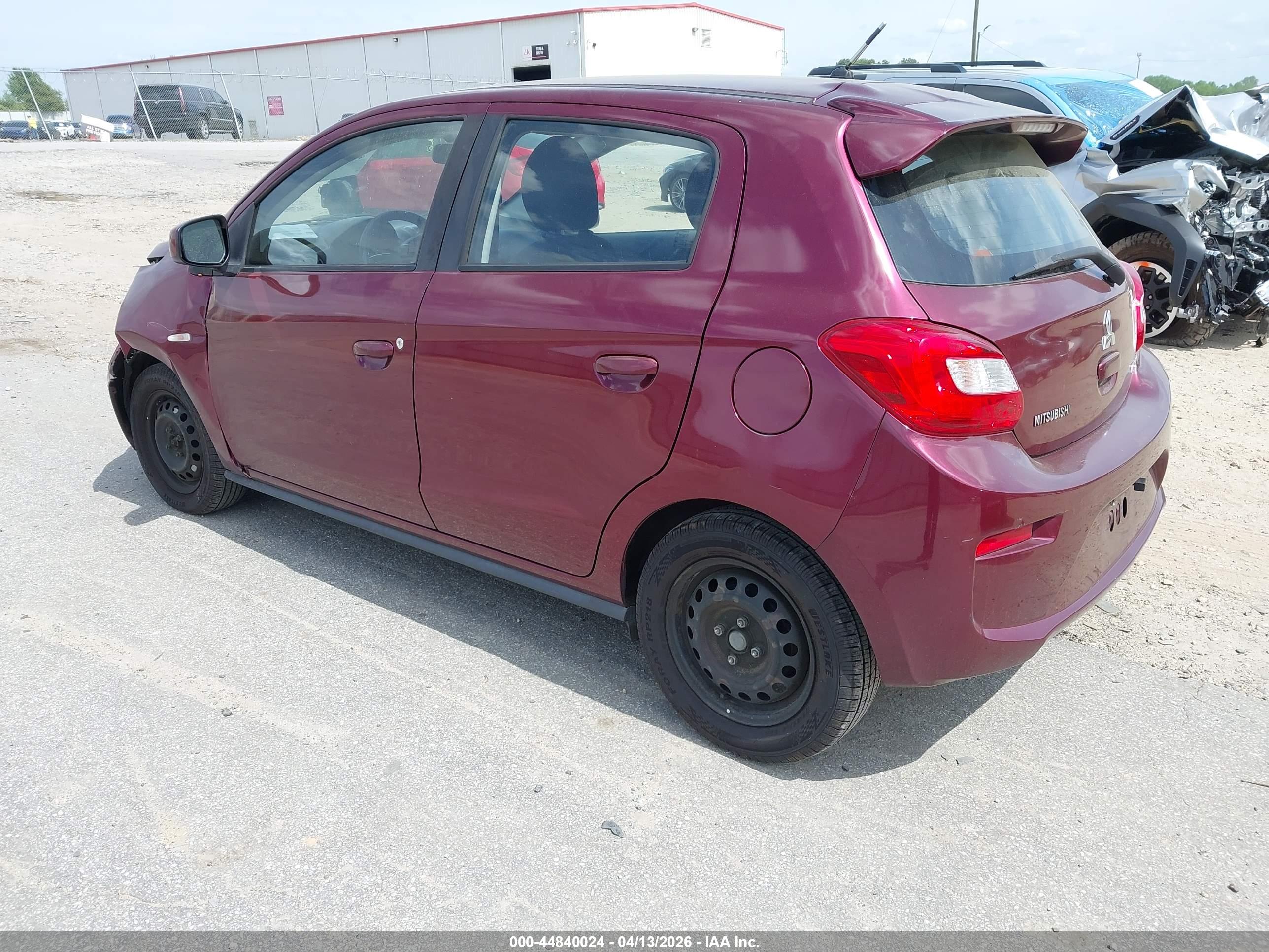 MITSUBISHI MIRAGE image 3