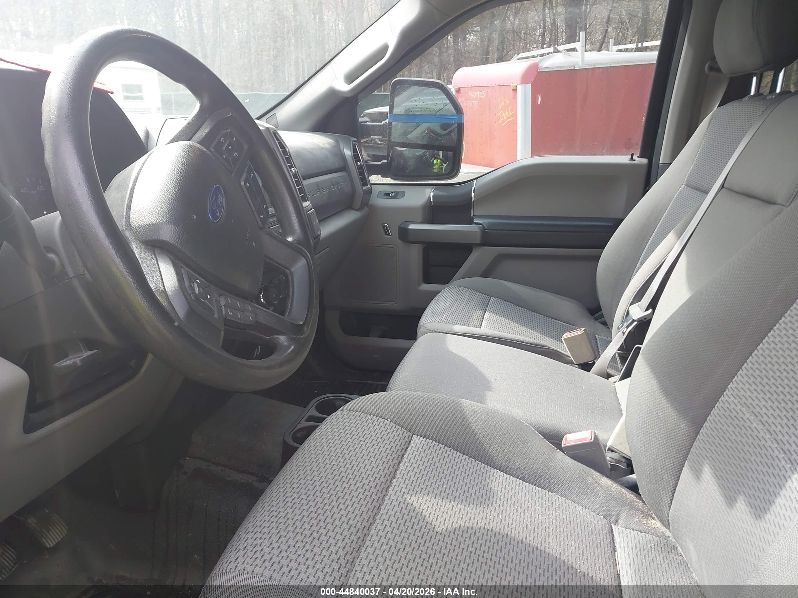FORD F-550 image 5