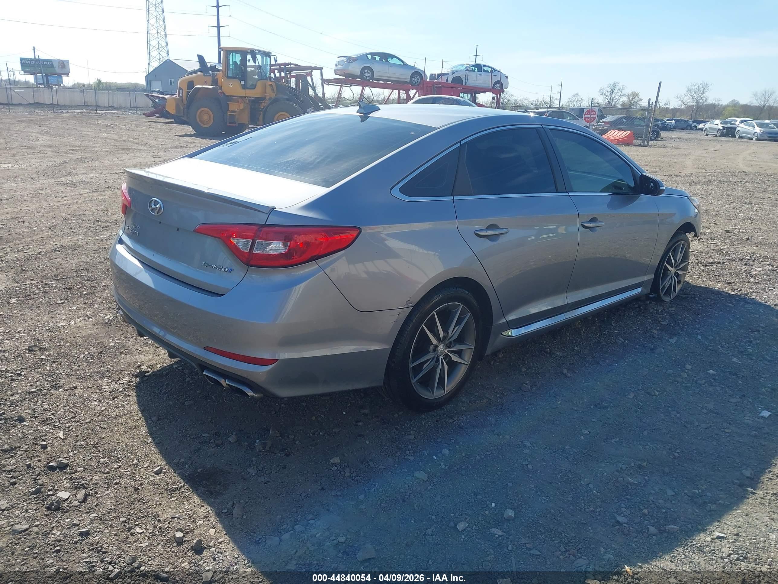 HYUNDAI SONATA image 4