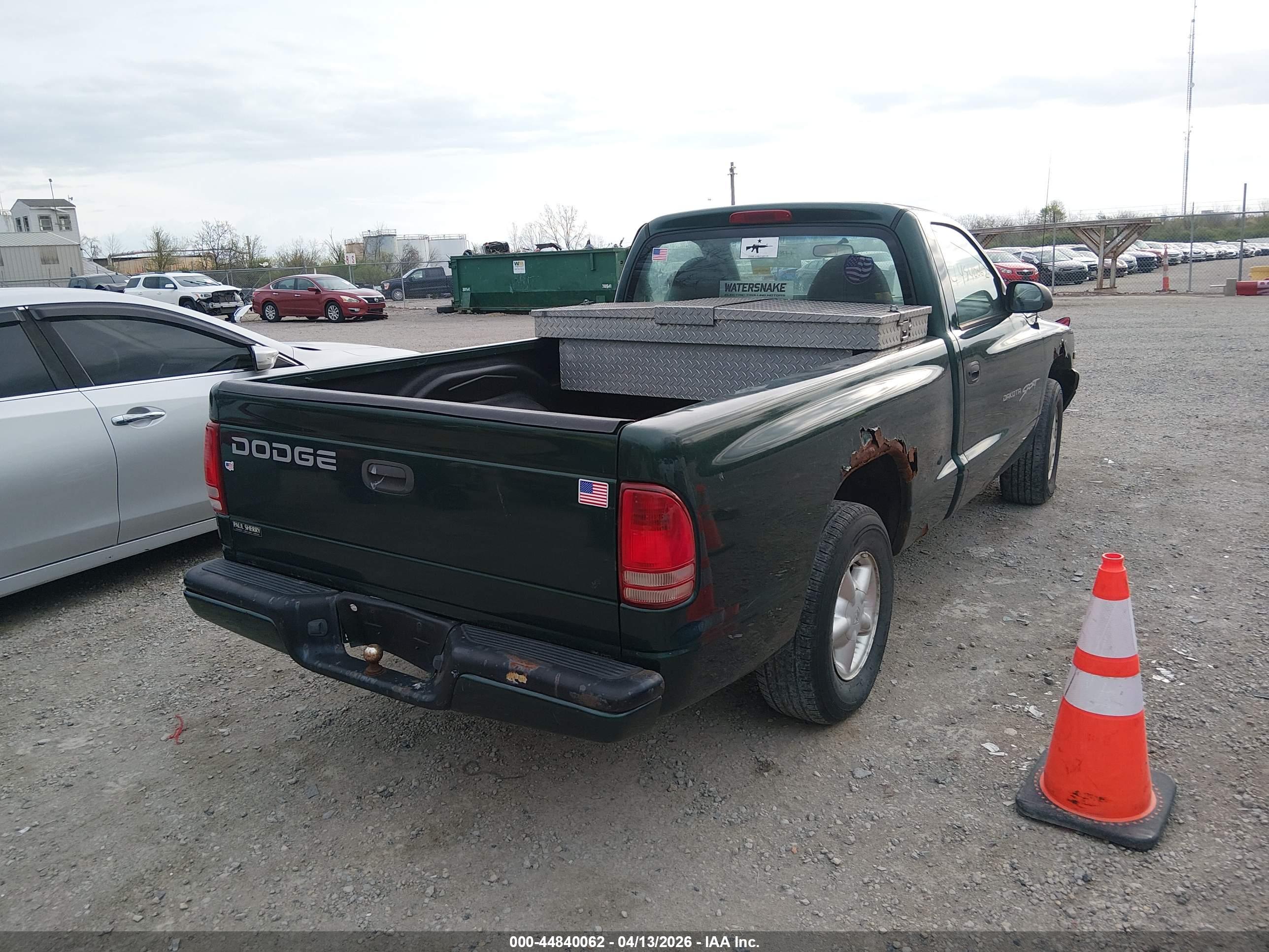 DODGE DAKOTA image 4