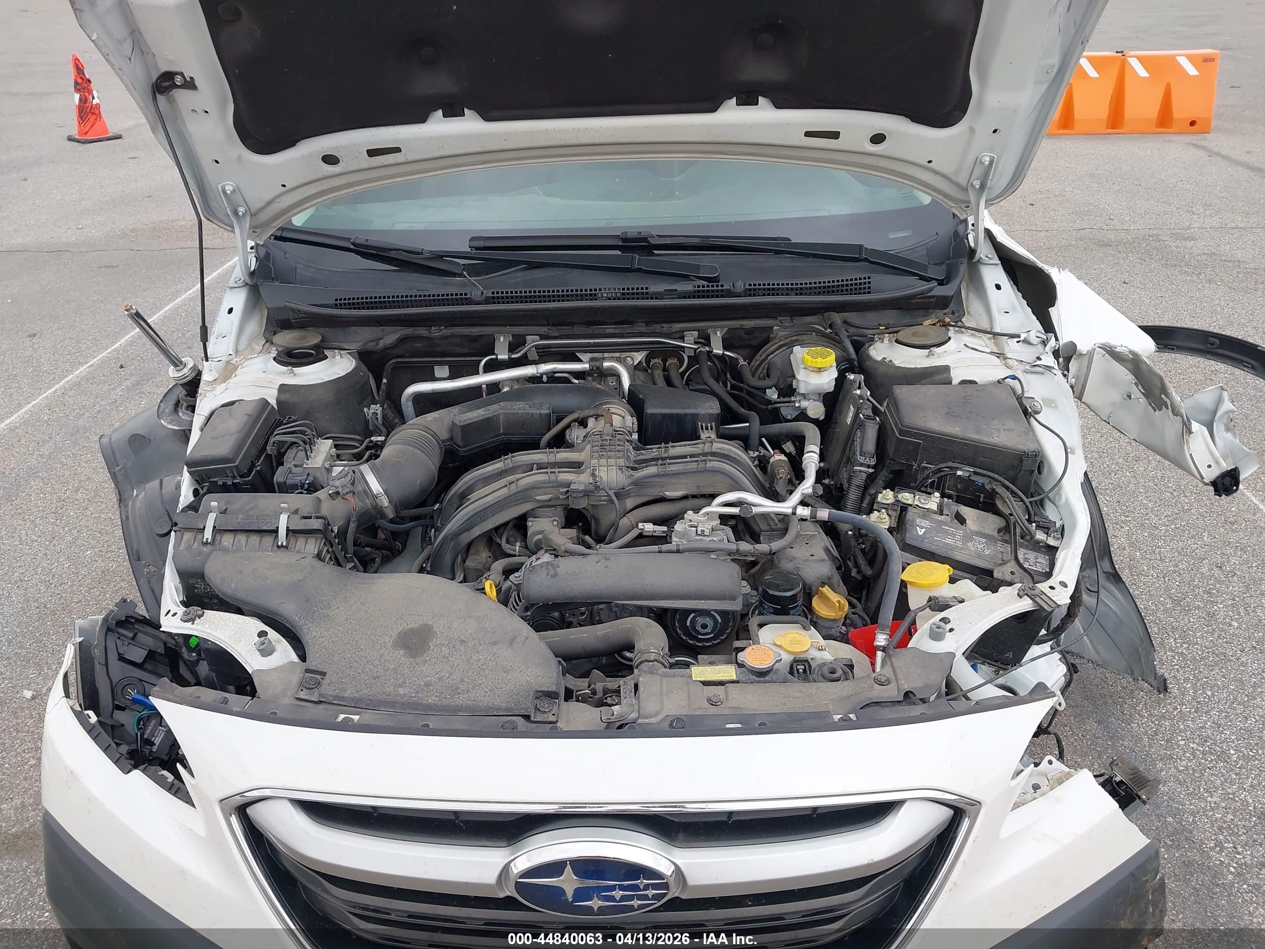 SUBARU OUTBACK image 10