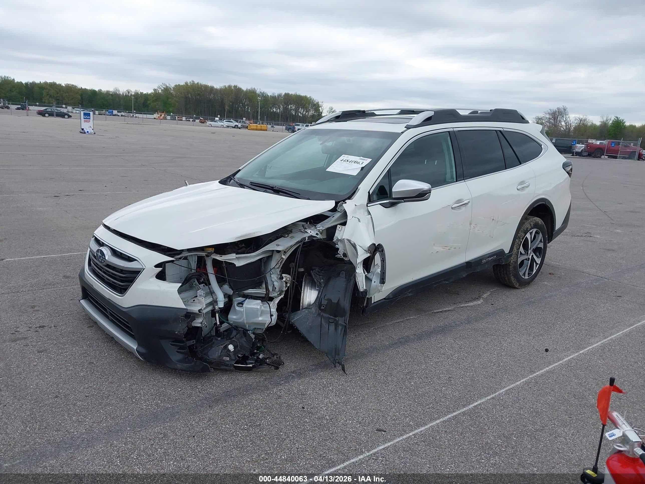 SUBARU OUTBACK image 2