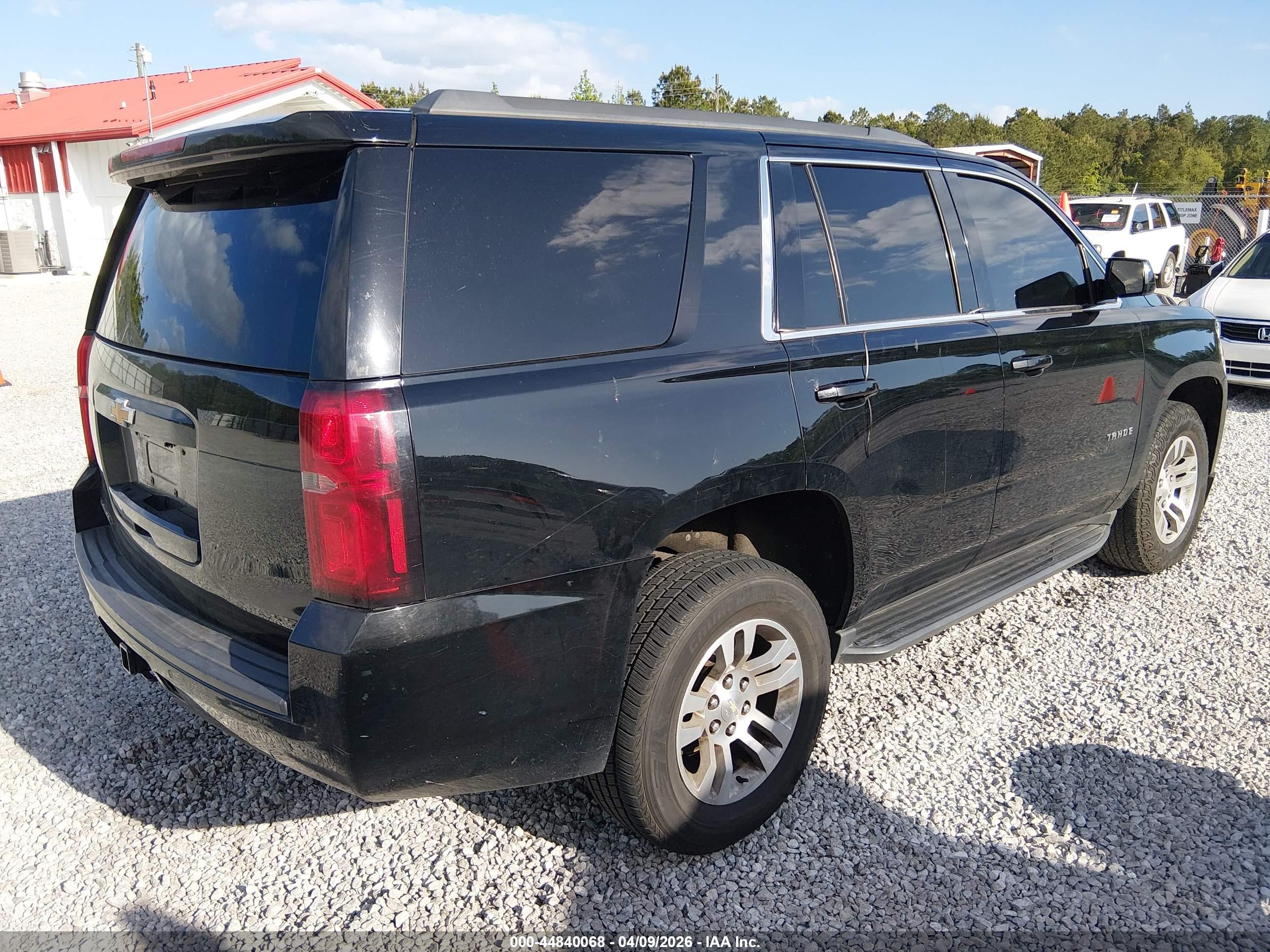 CHEVROLET TAHOE image 4