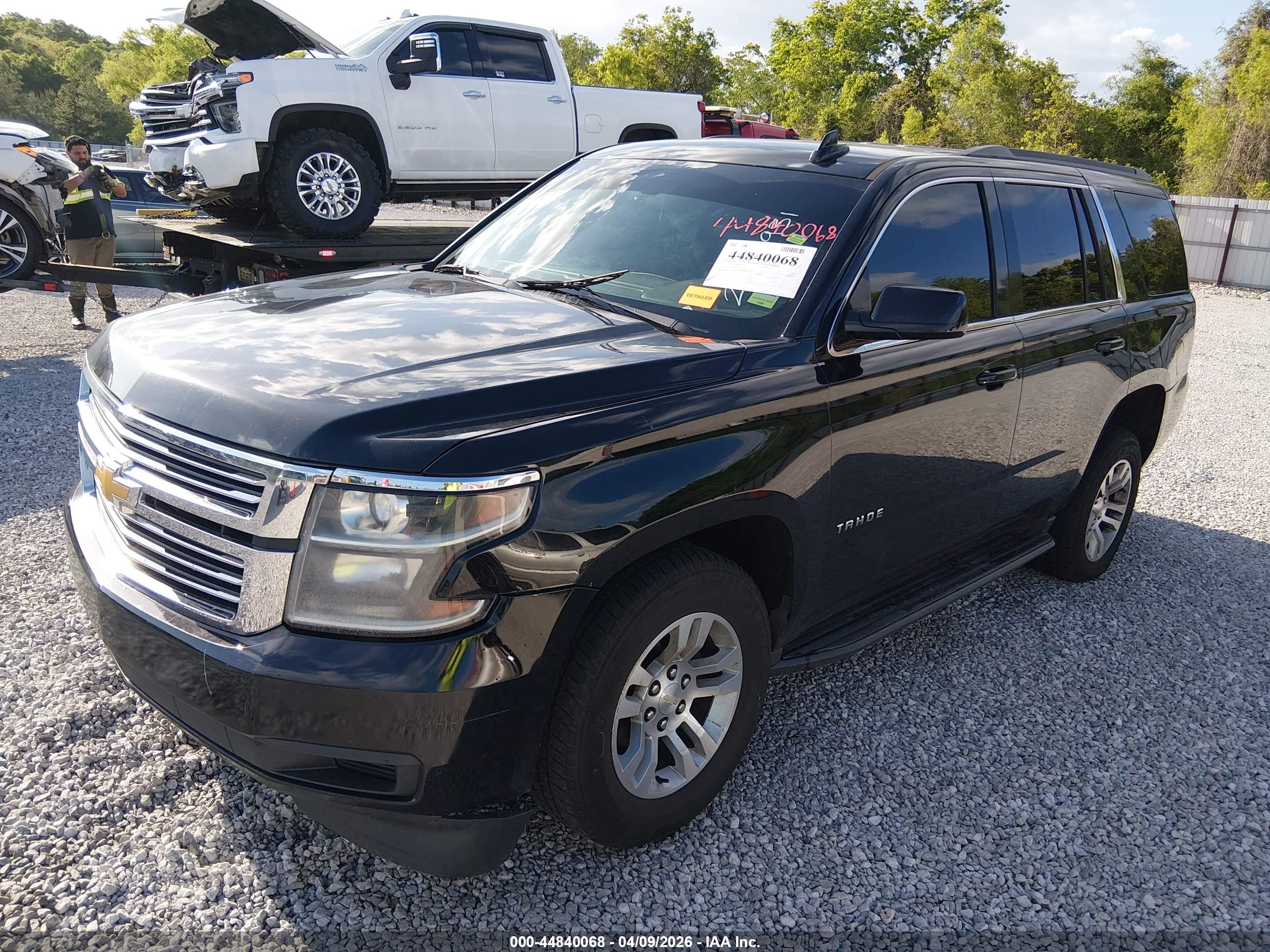 CHEVROLET TAHOE image 6