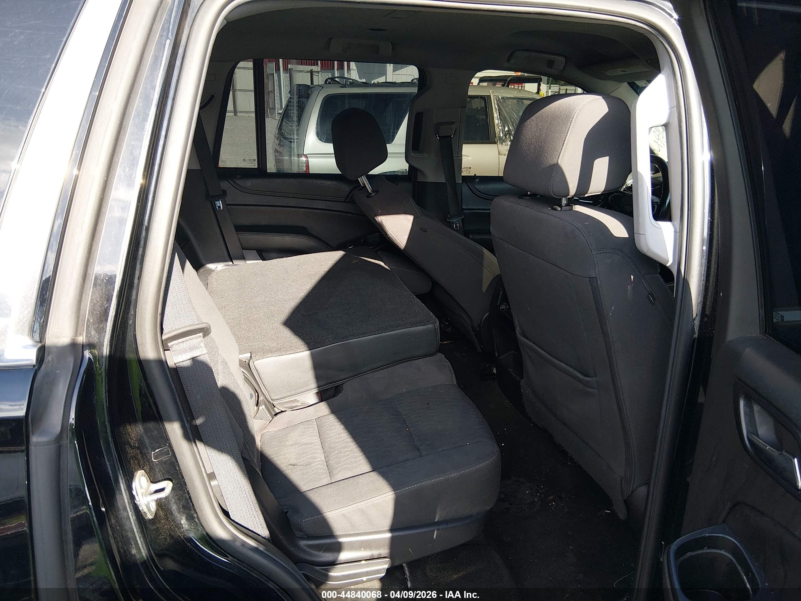 CHEVROLET TAHOE image 8