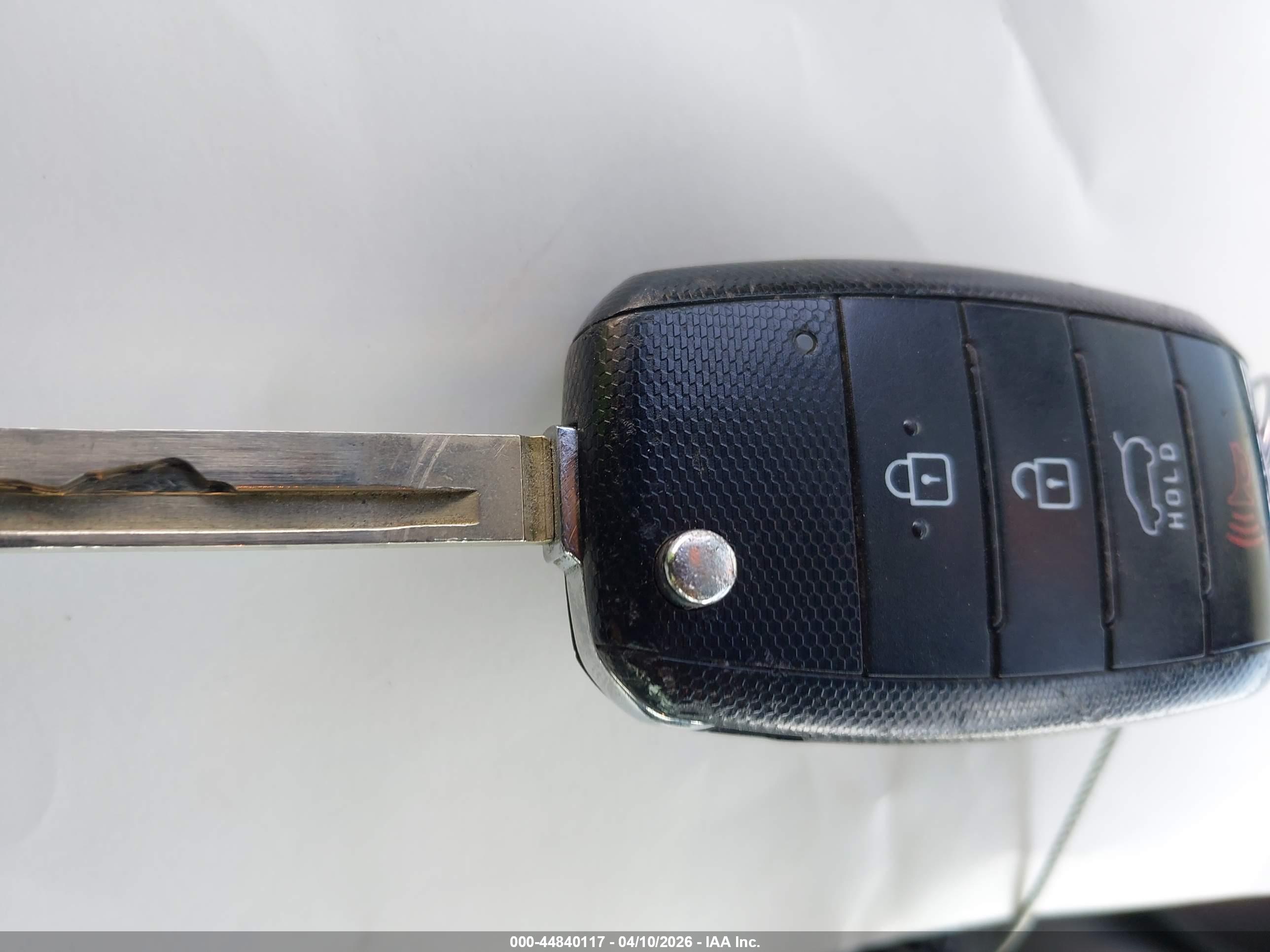 KIA SORENTO image 11