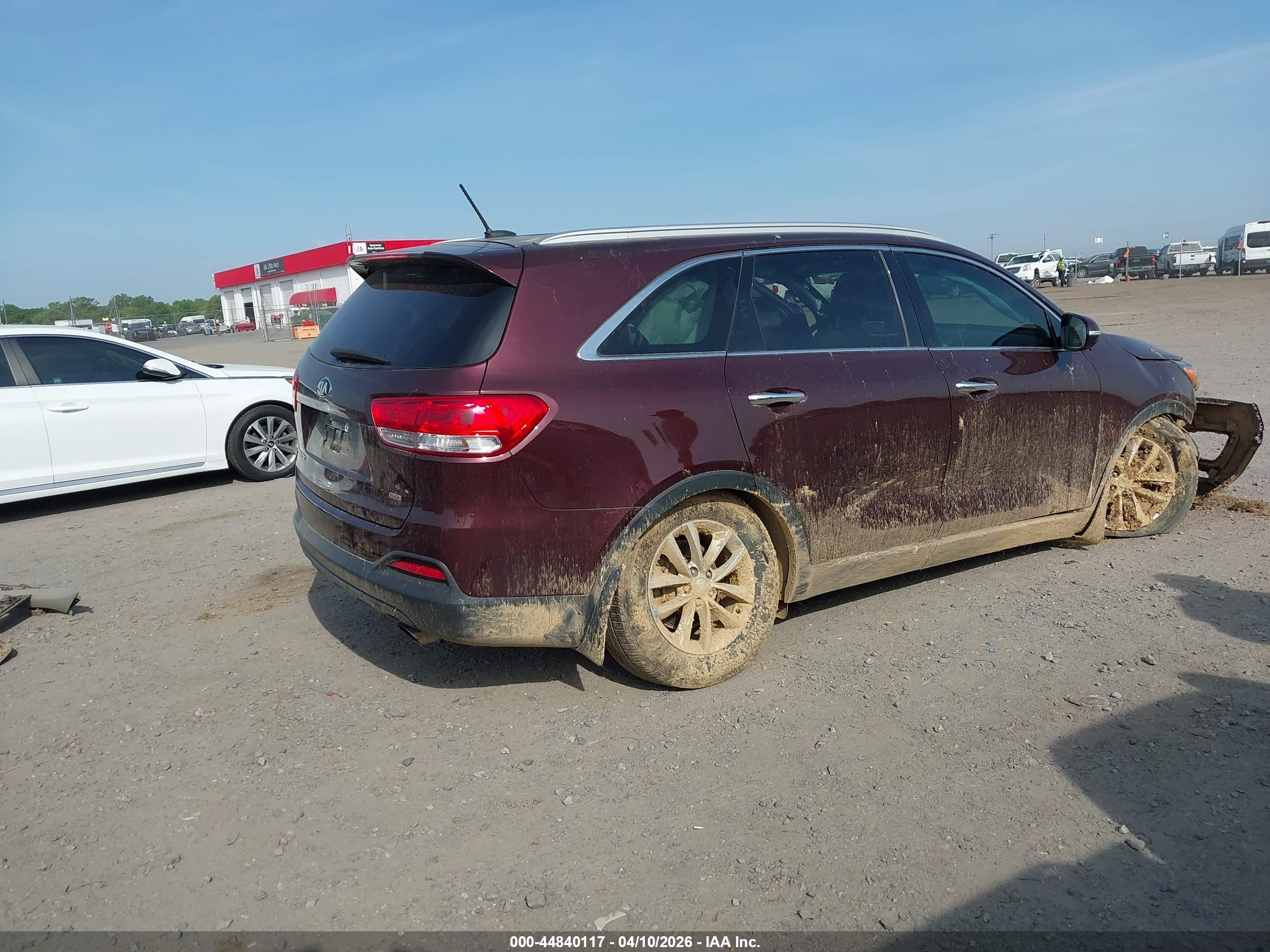 KIA SORENTO image 4