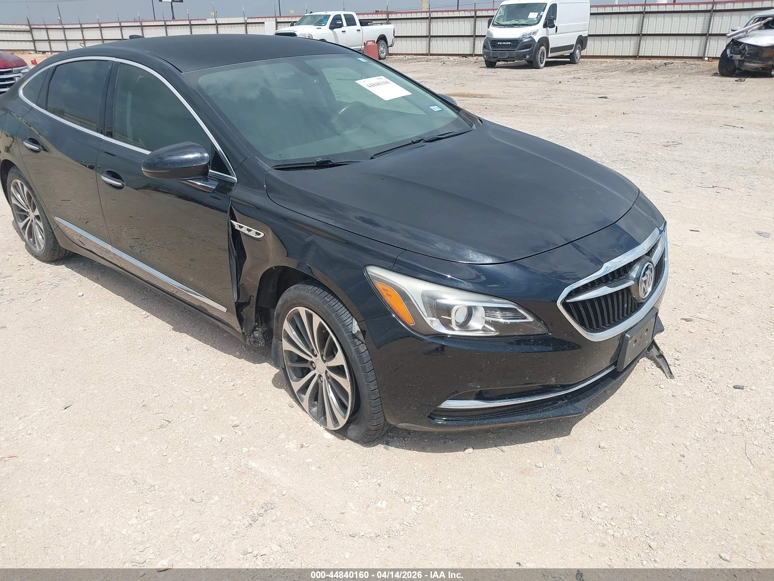 BUICK LACROSSE image 6