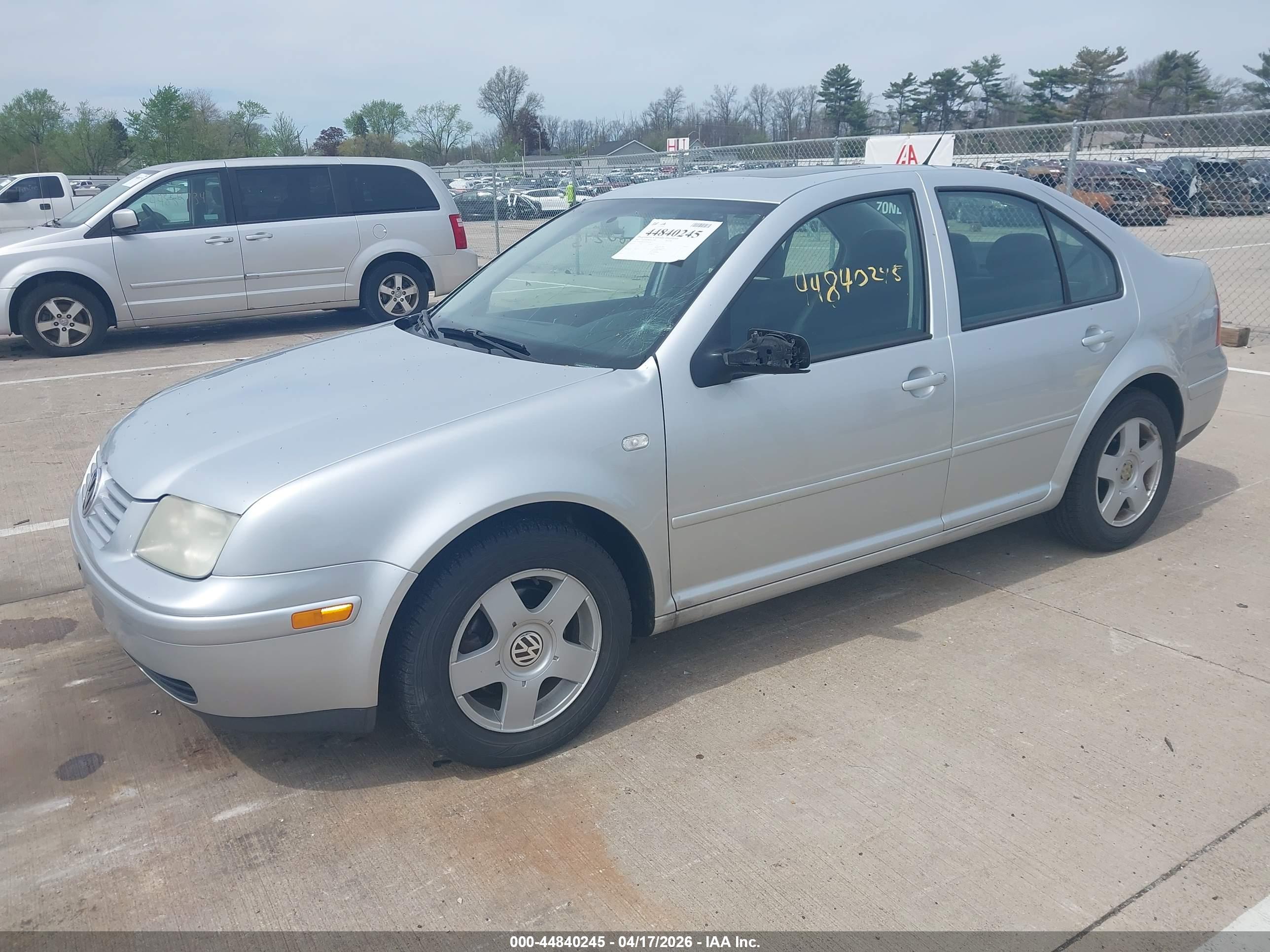 VOLKSWAGEN JETTA image 2