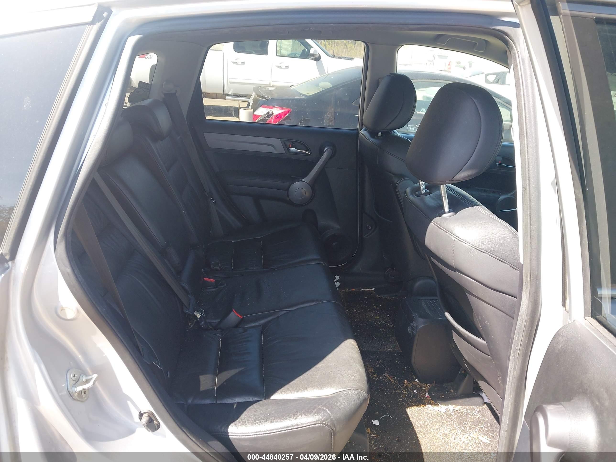 HONDA CR-V image 8
