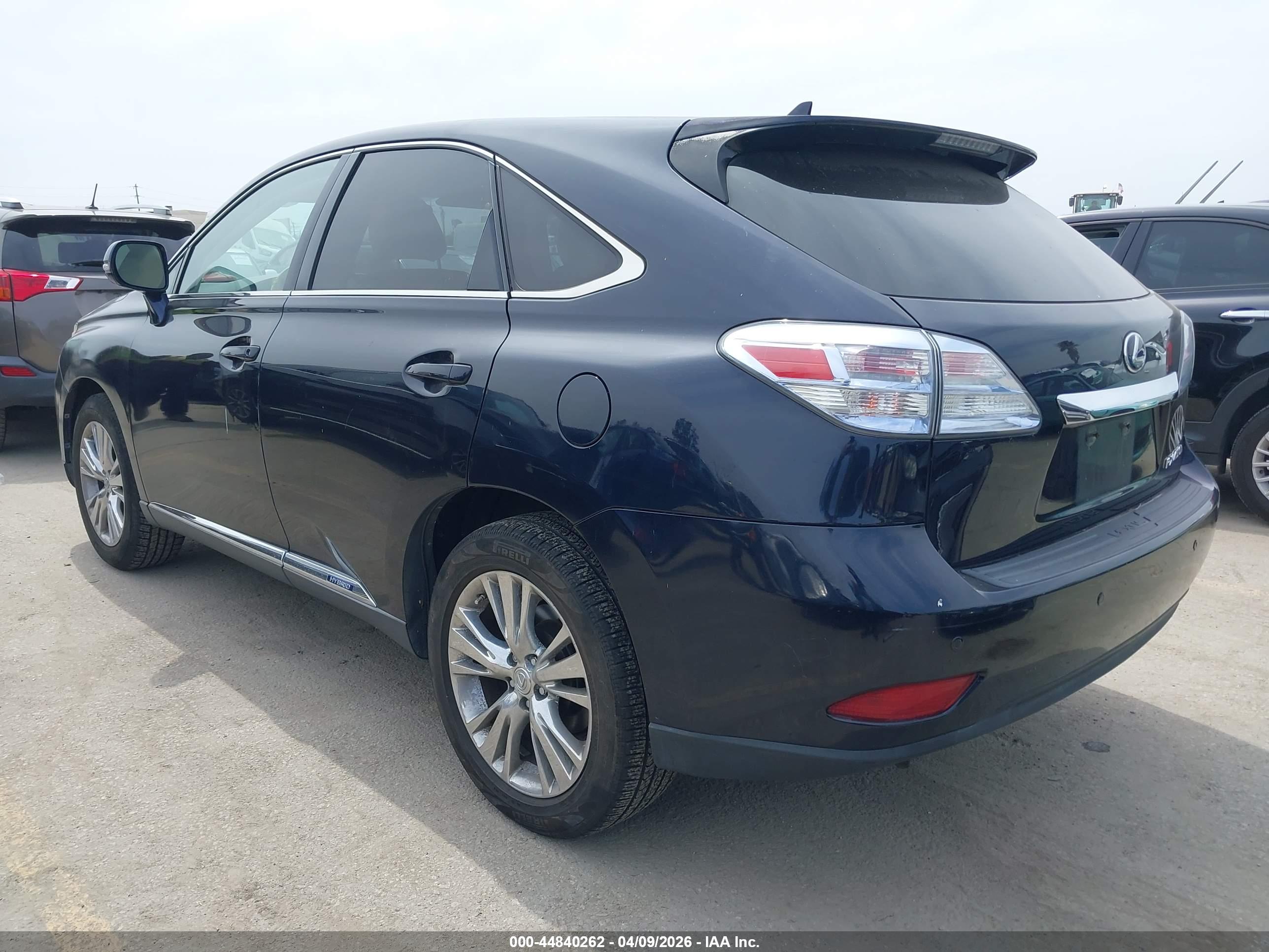 LEXUS RX image 3