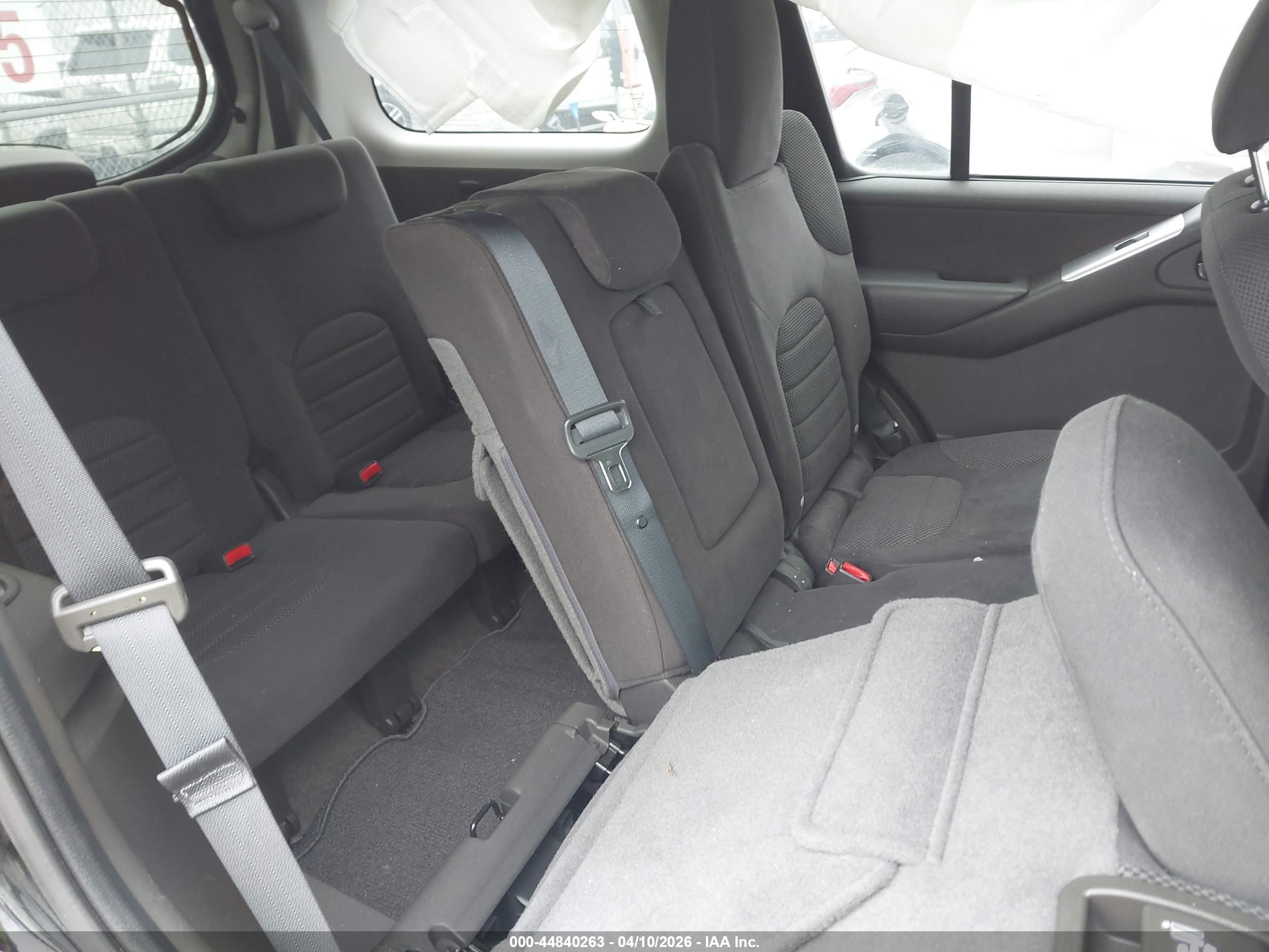 NISSAN PATHFINDER image 8