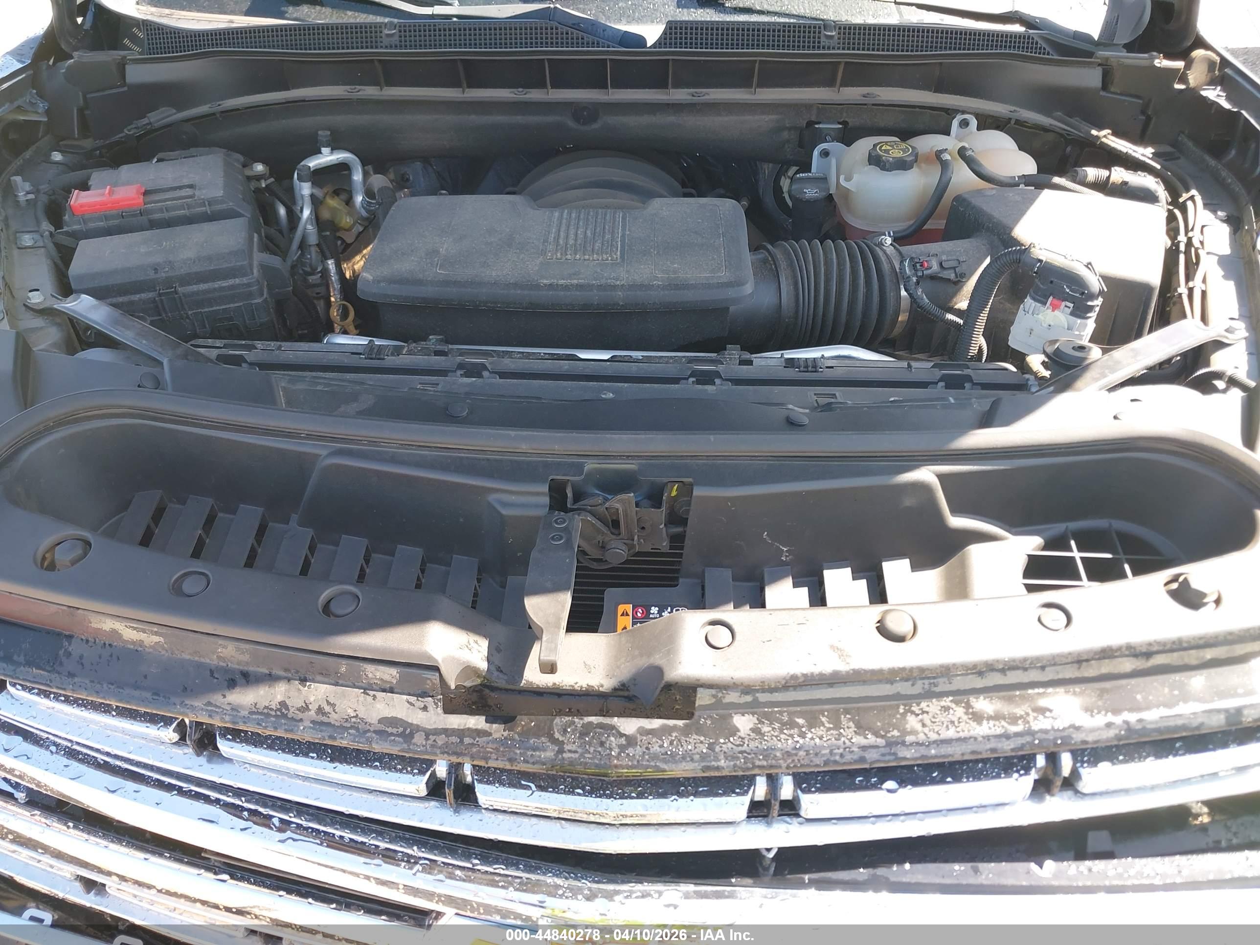 CHEVROLET TAHOE image 10