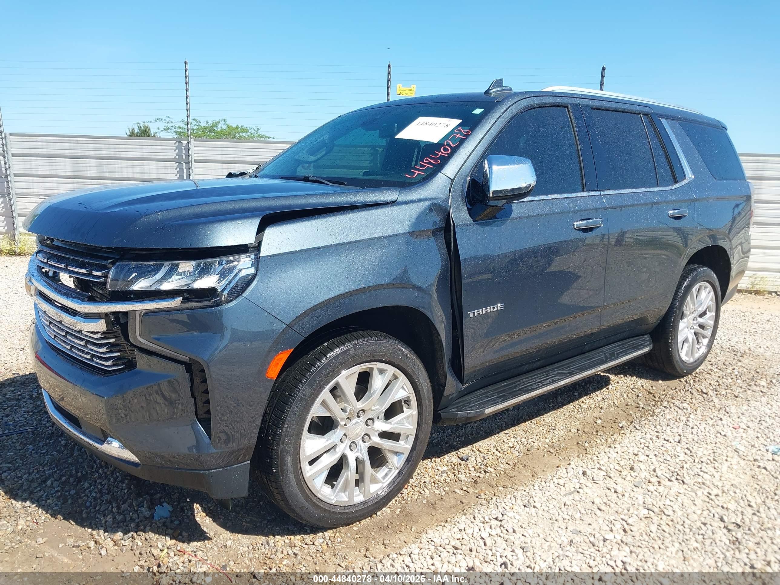 CHEVROLET TAHOE image 2