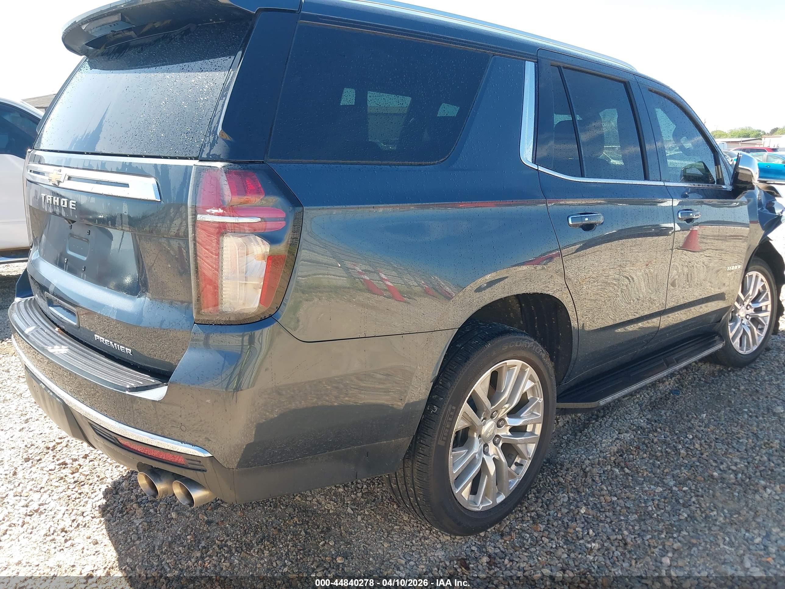 CHEVROLET TAHOE image 4