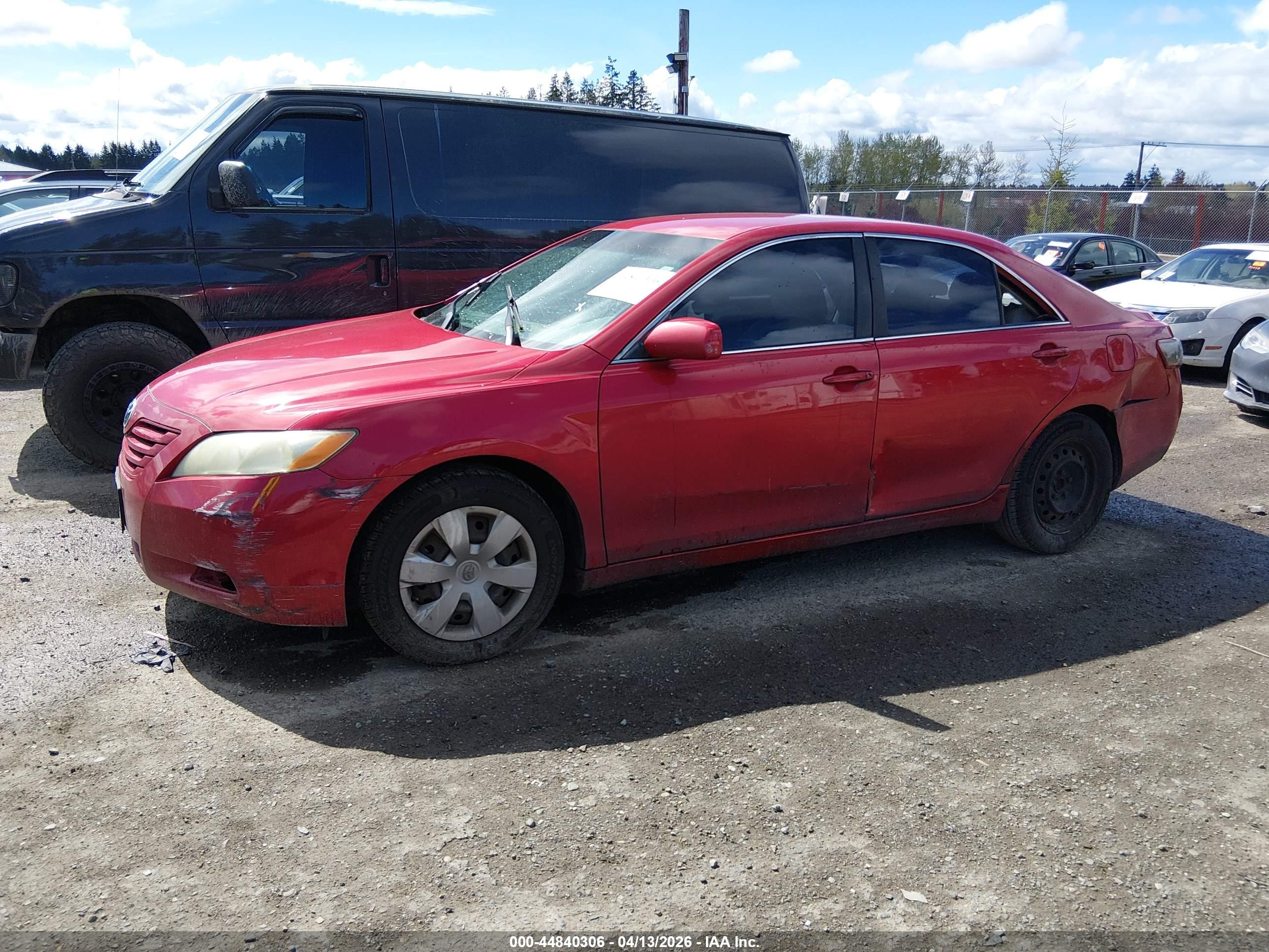 TOYOTA CAMRY image 2