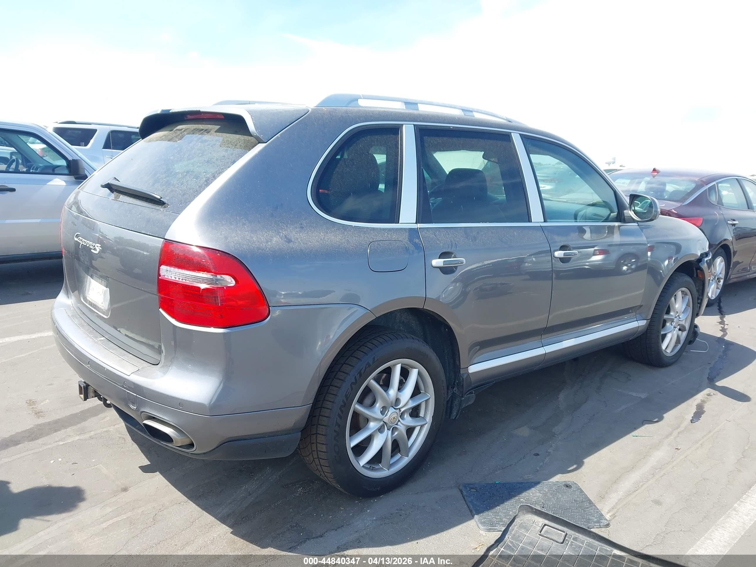 PORSCHE CAYENNE image 4