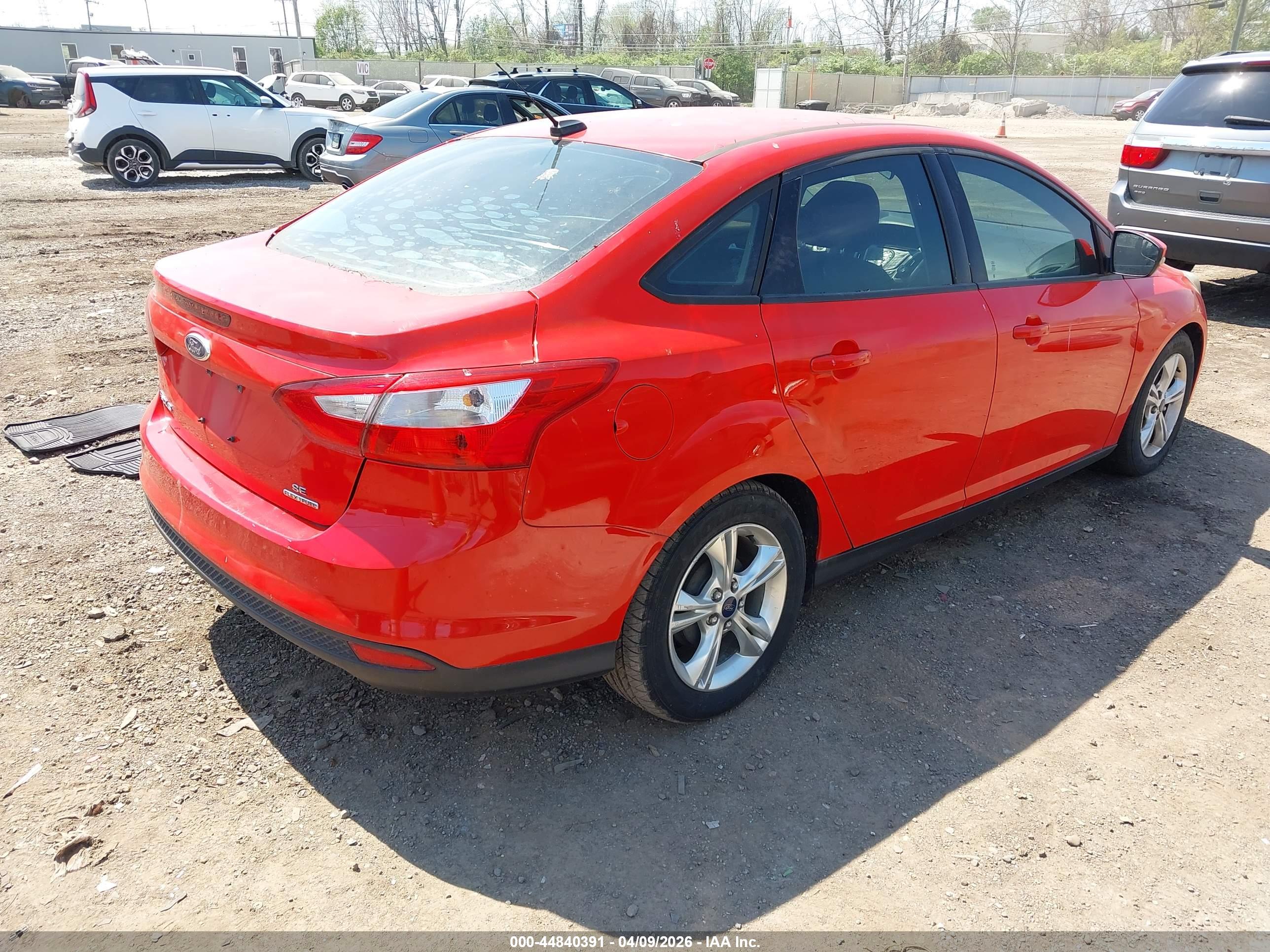 FORD FOCUS image 4