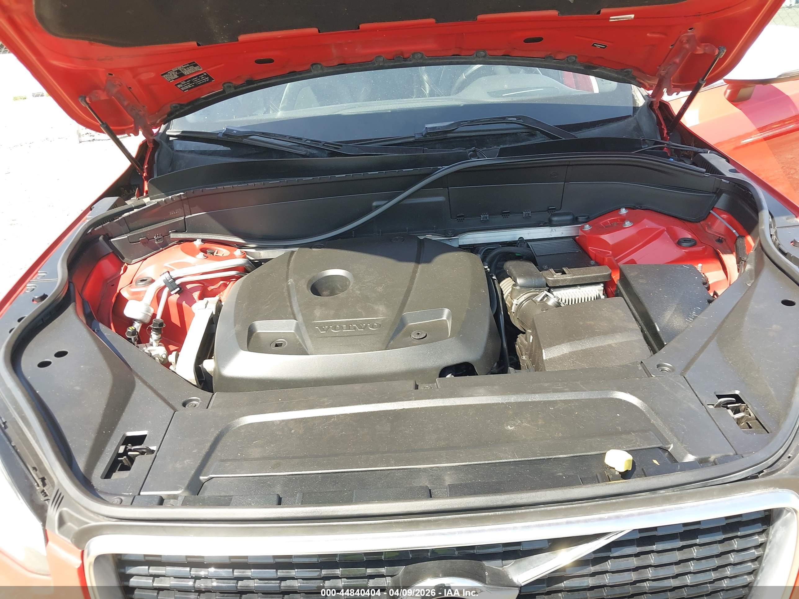 VOLVO XC90 image 10