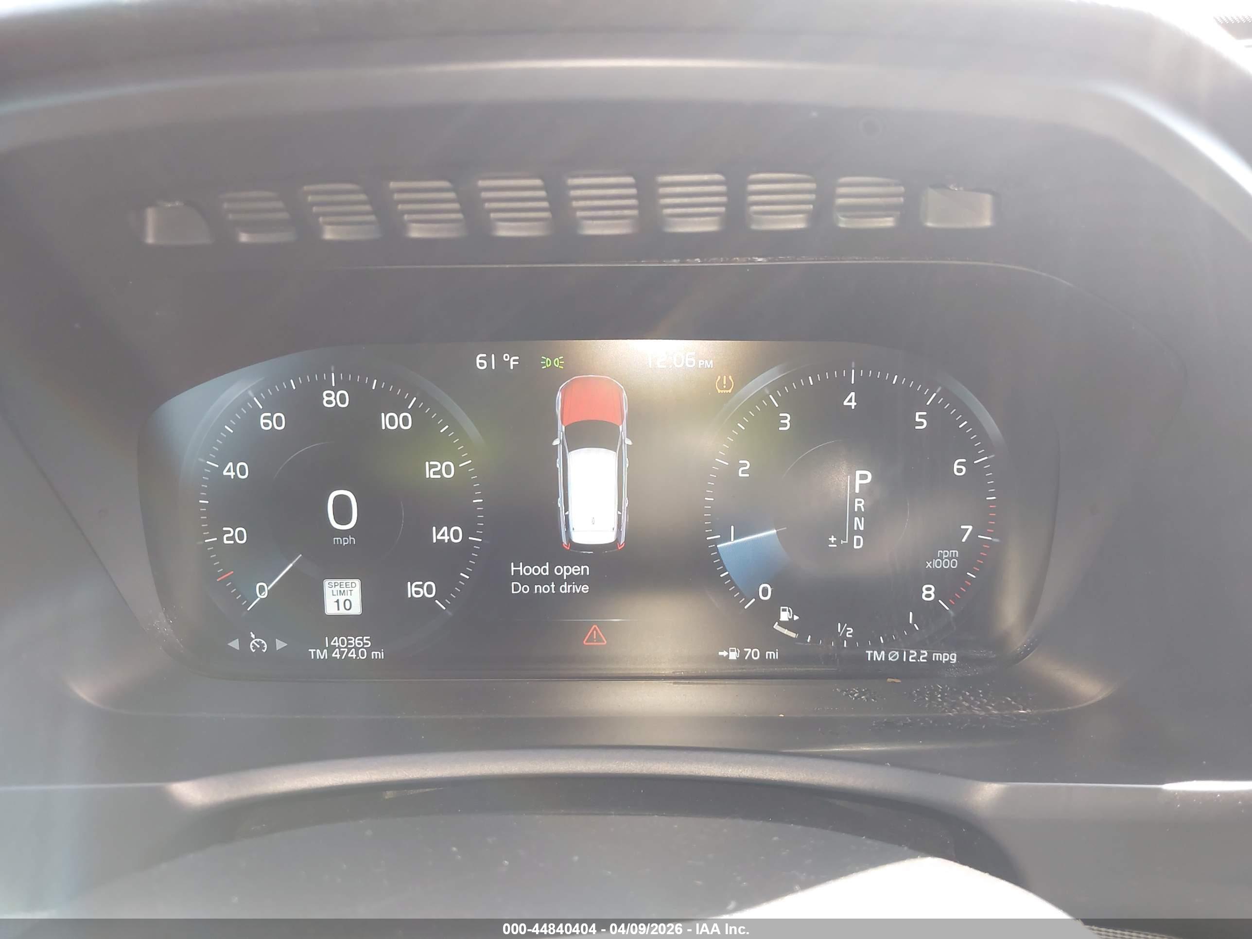 VOLVO XC90 image 7
