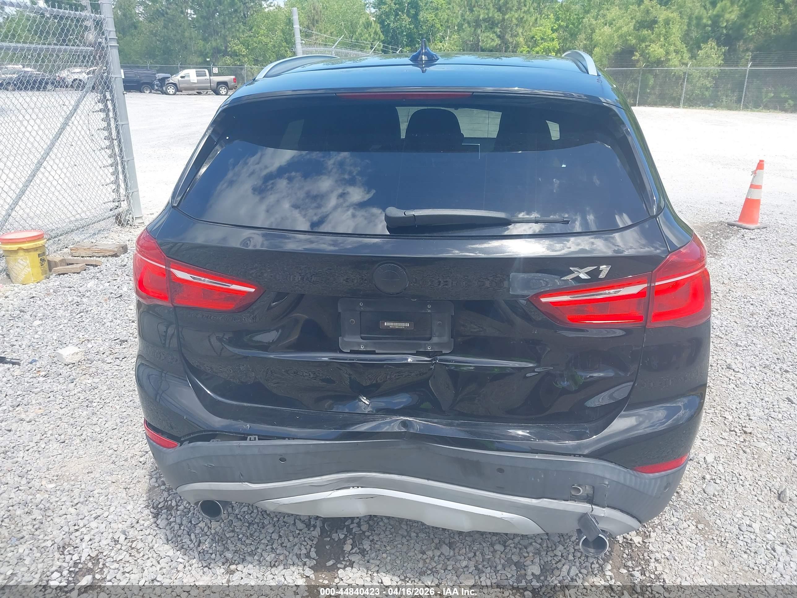 BMW X1 image 6