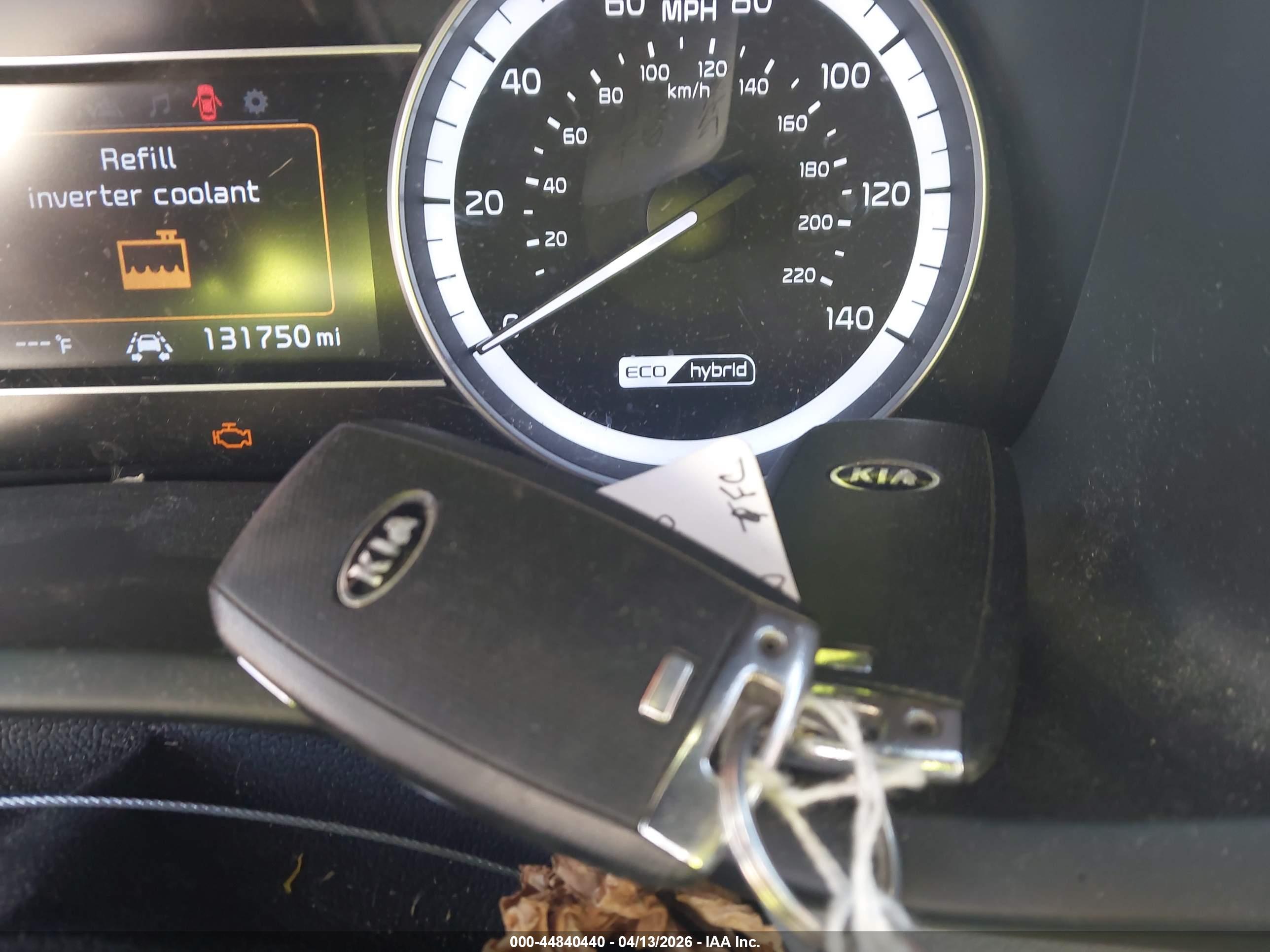 KIA NIRO image 11