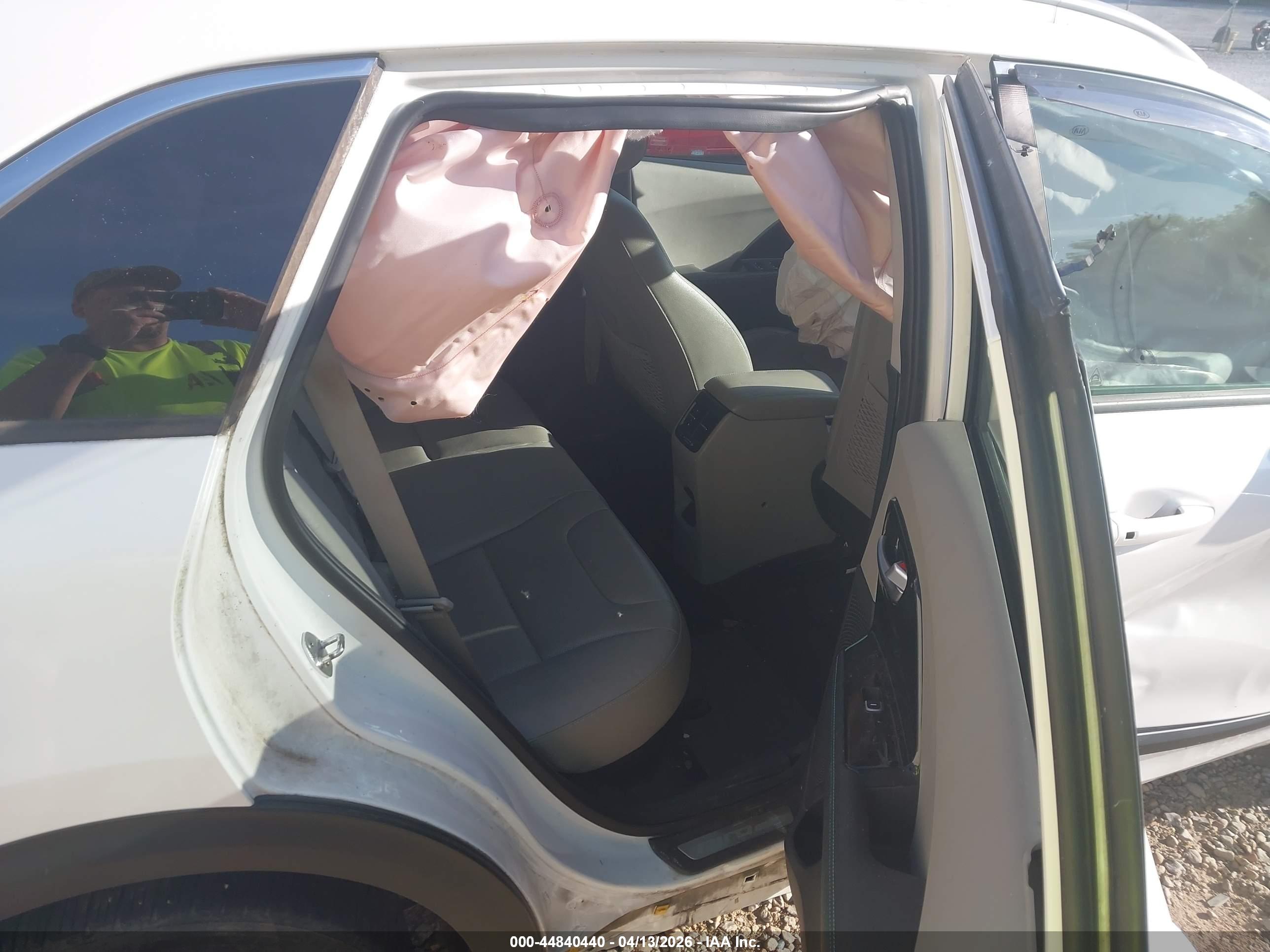 KIA NIRO image 8
