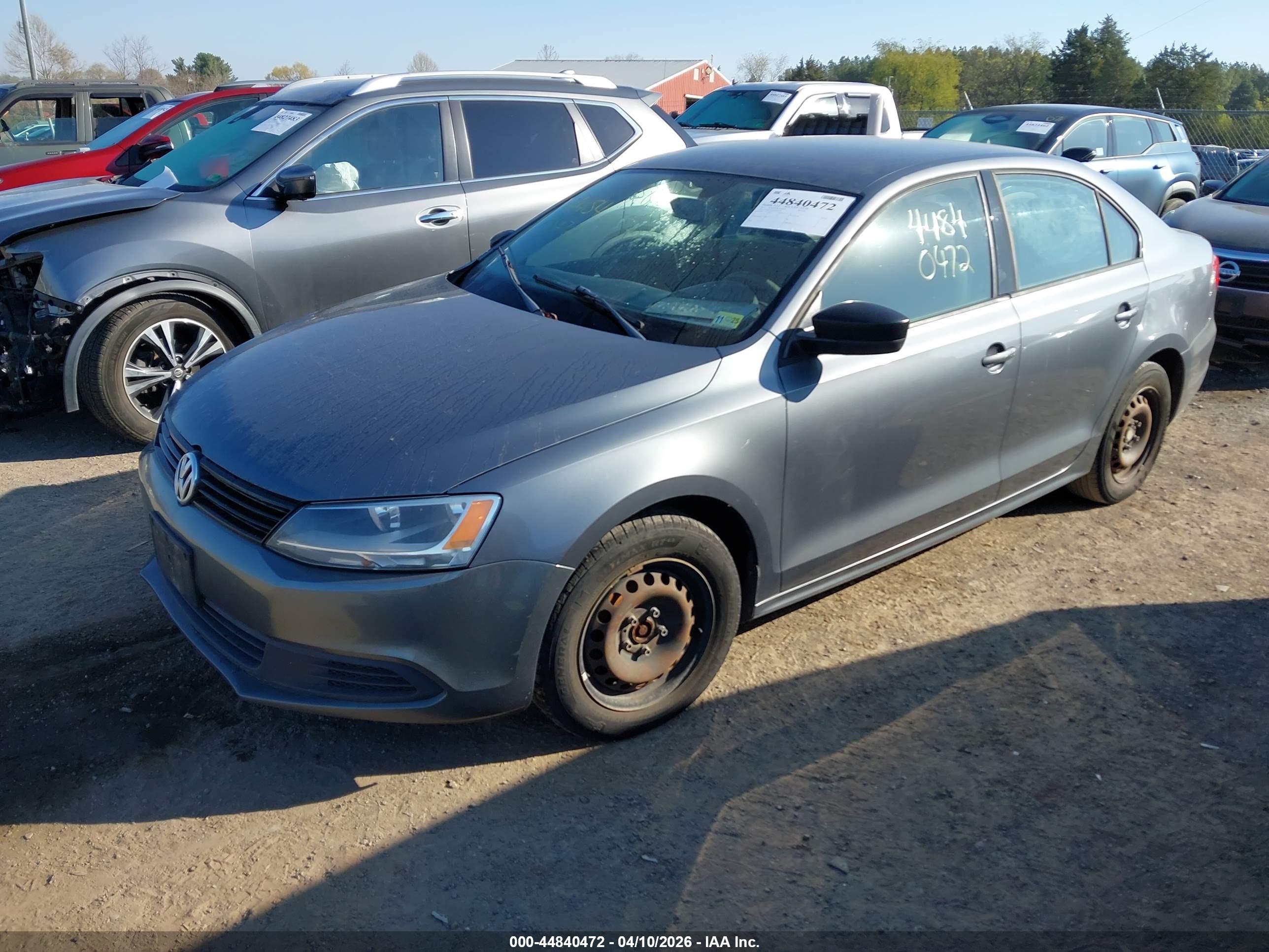 VOLKSWAGEN JETTA image 2