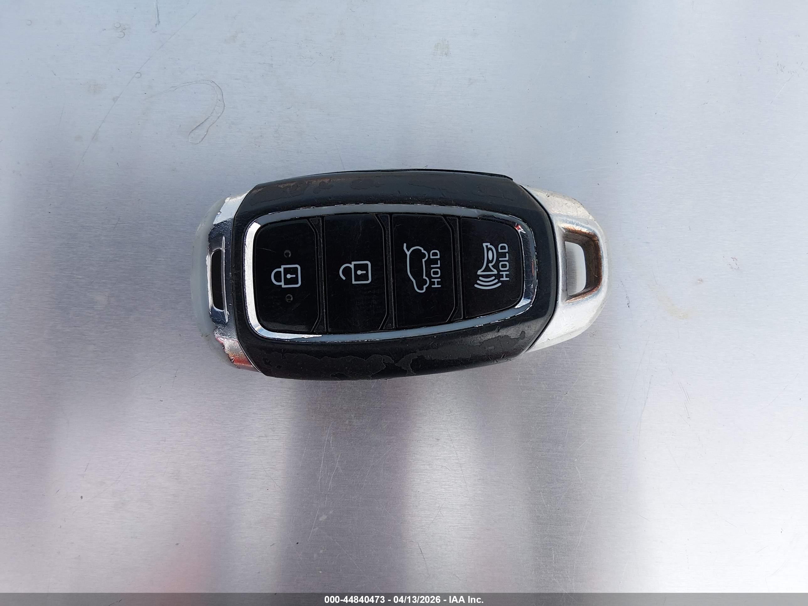 HYUNDAI KONA image 11