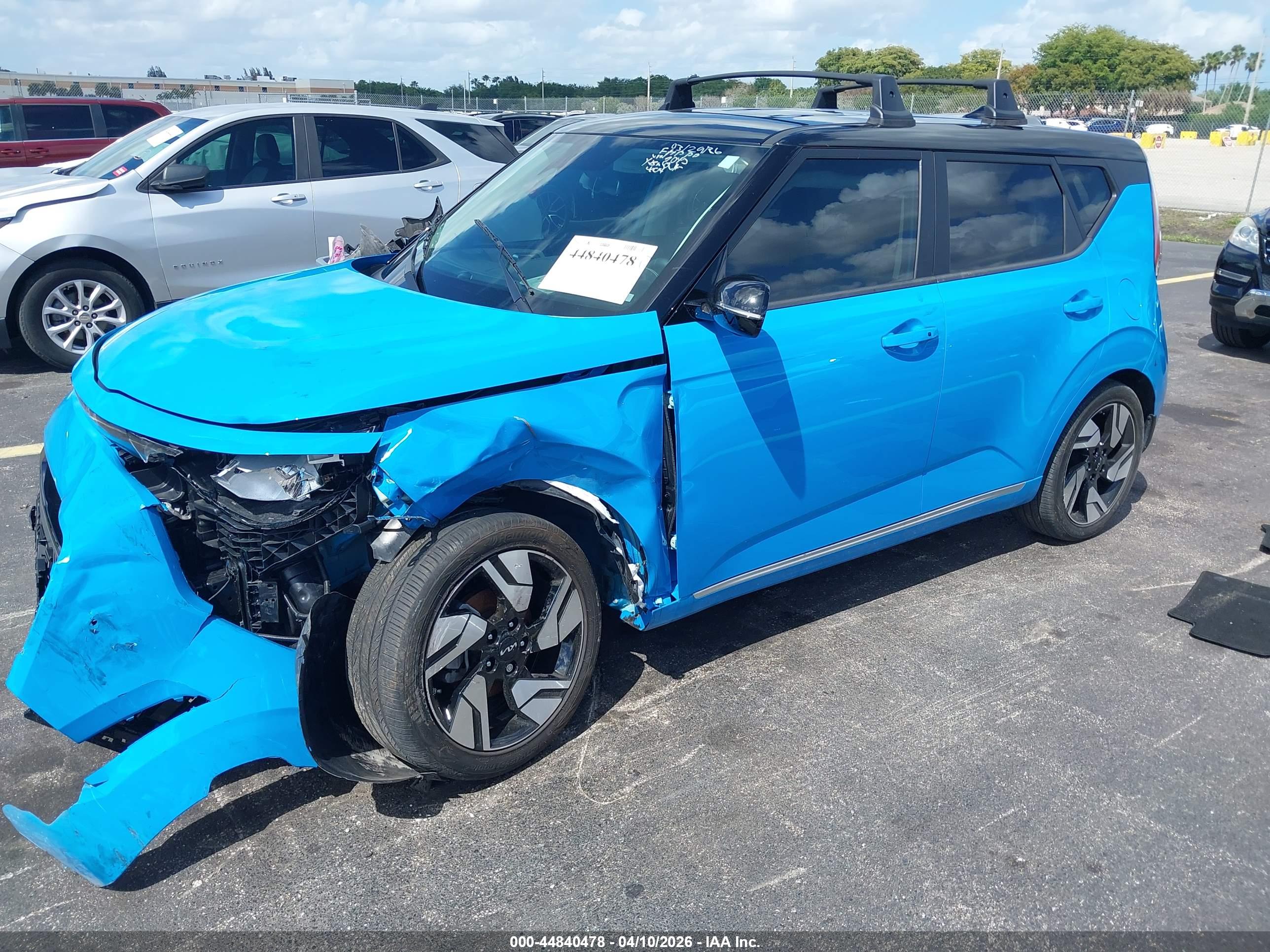 KIA SOUL image 2