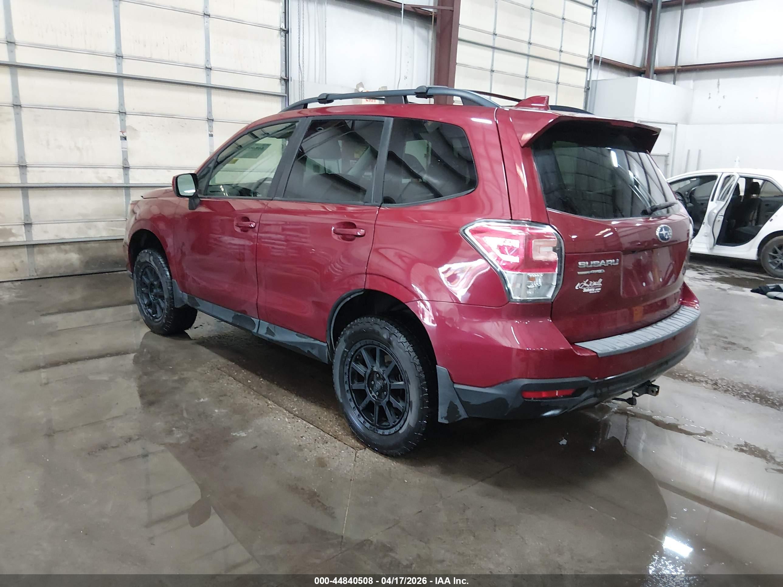 SUBARU FORESTER image 3