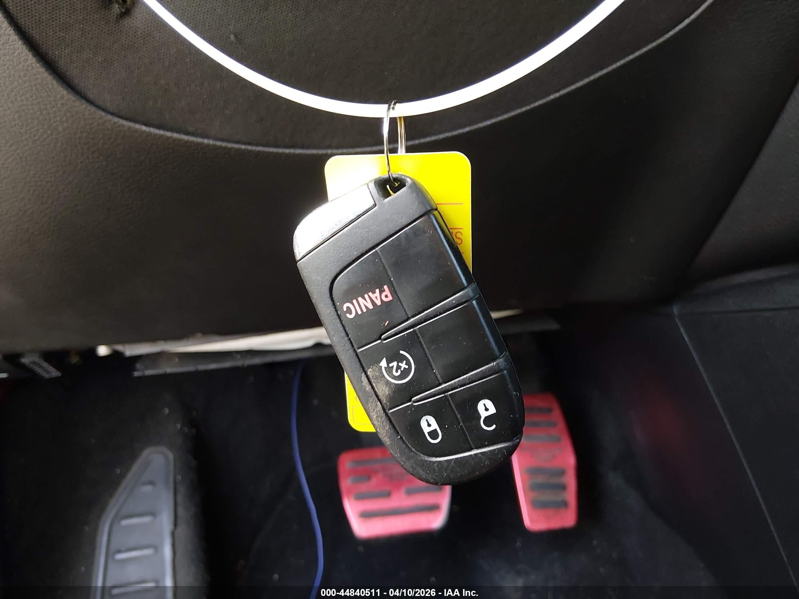 JEEP RENEGADE image 11