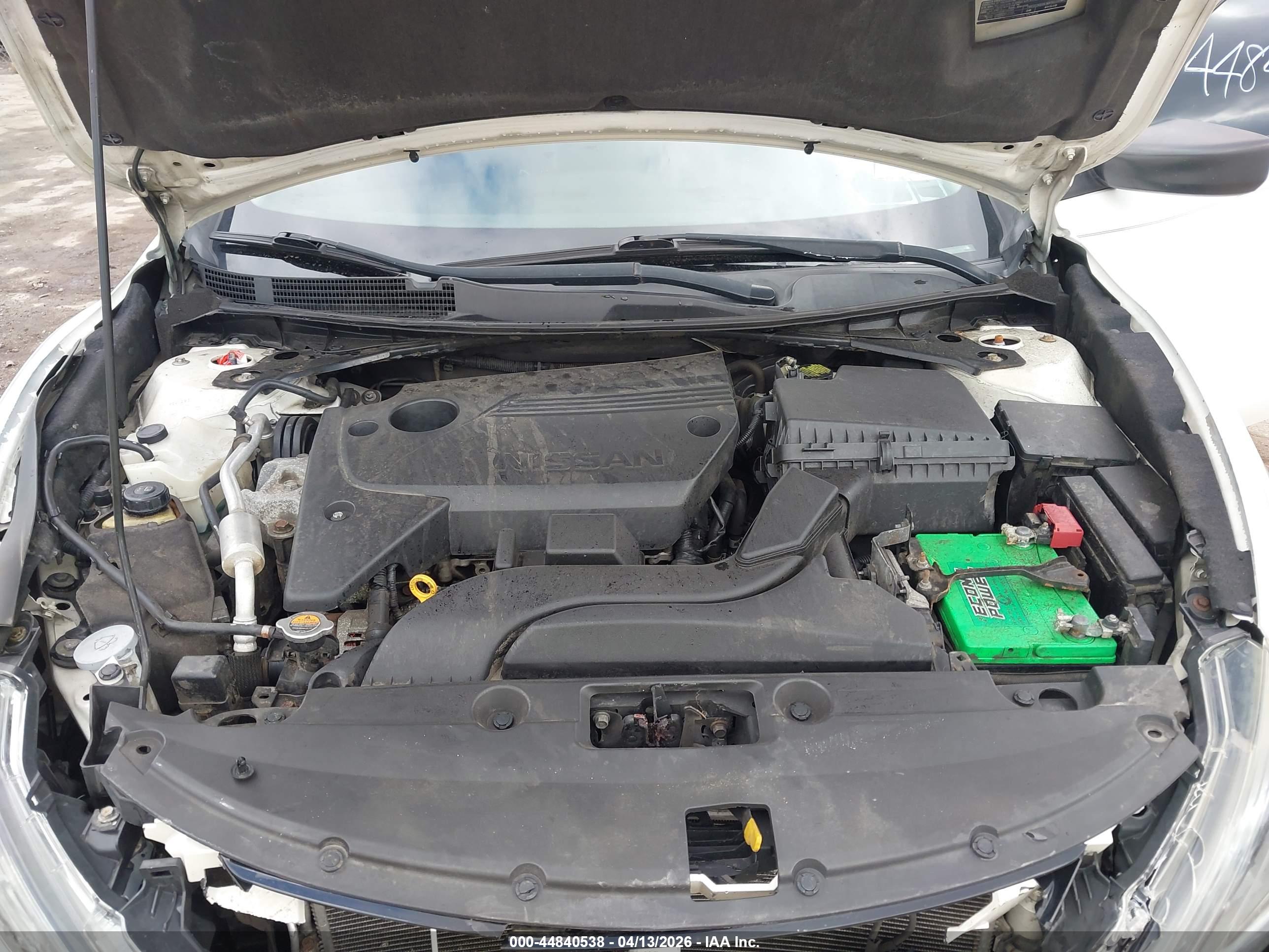NISSAN ALTIMA image 10