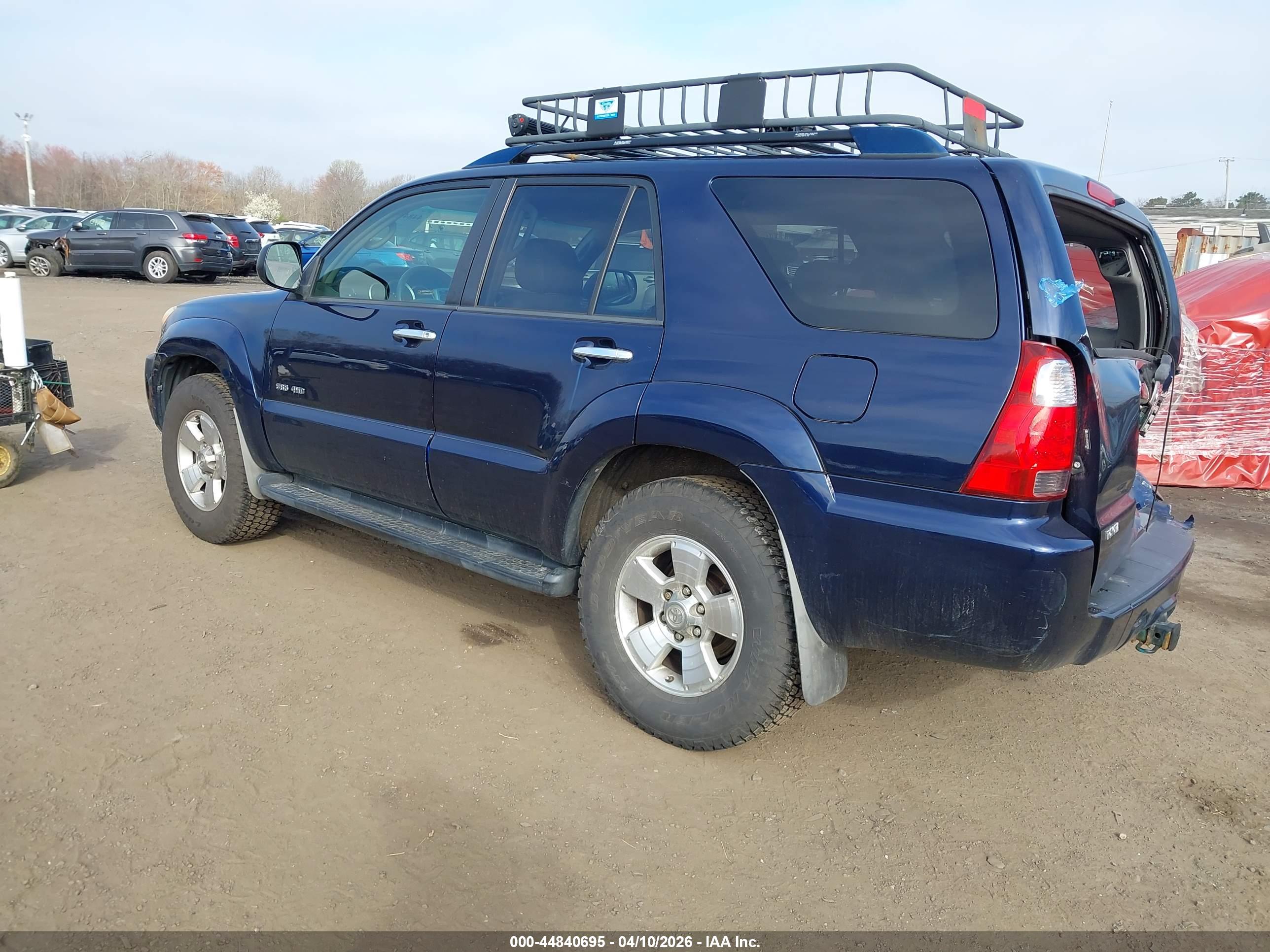 TOYOTA 4RUNNER image 3