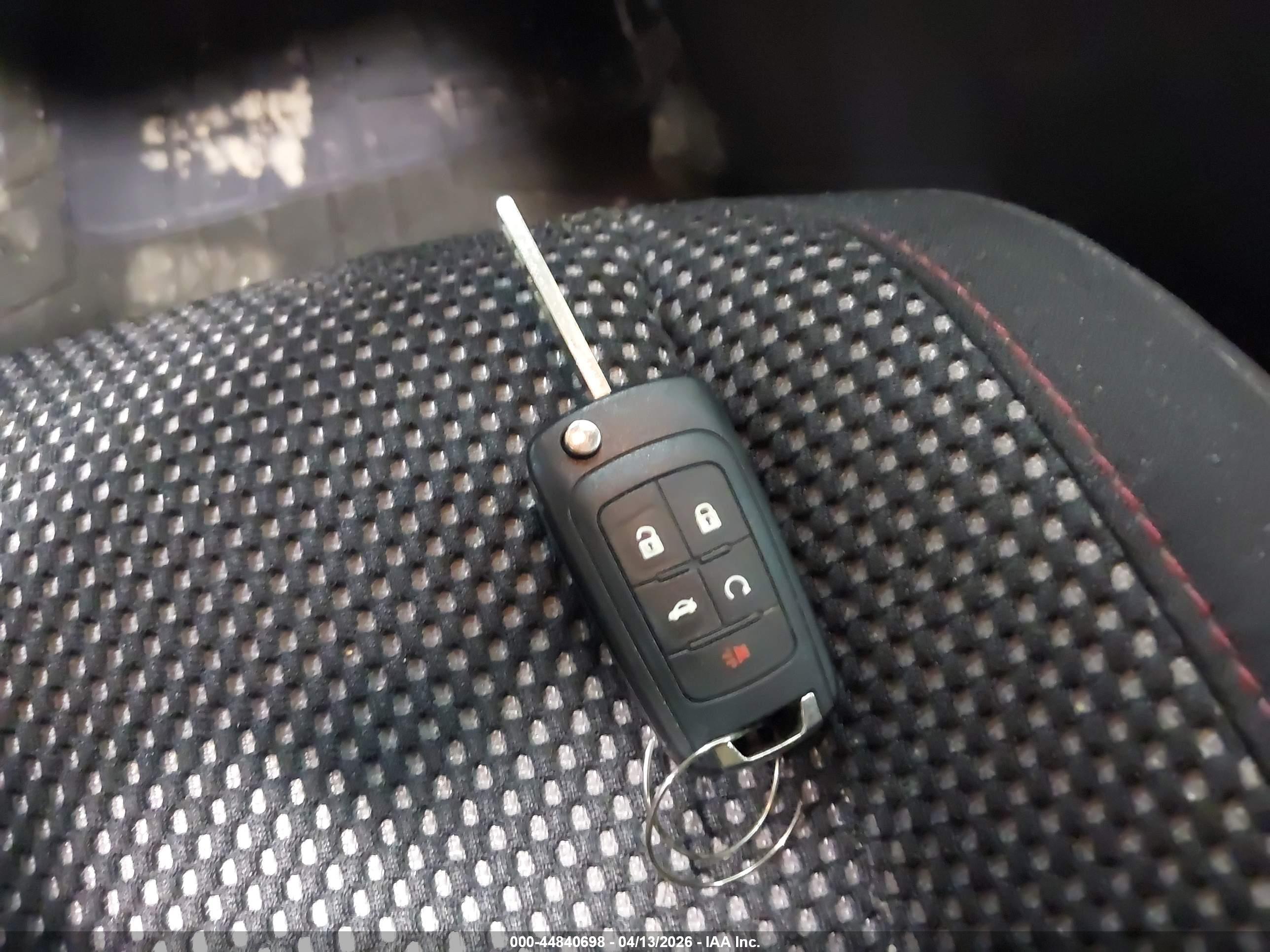 CHEVROLET EQUINOX image 11