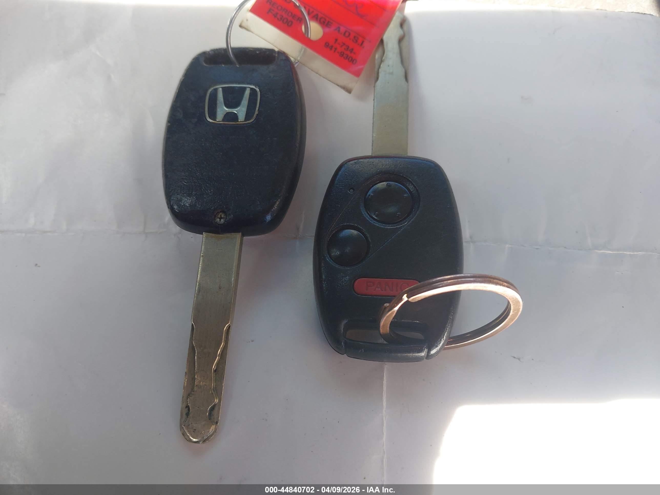 HONDA CR-V image 11