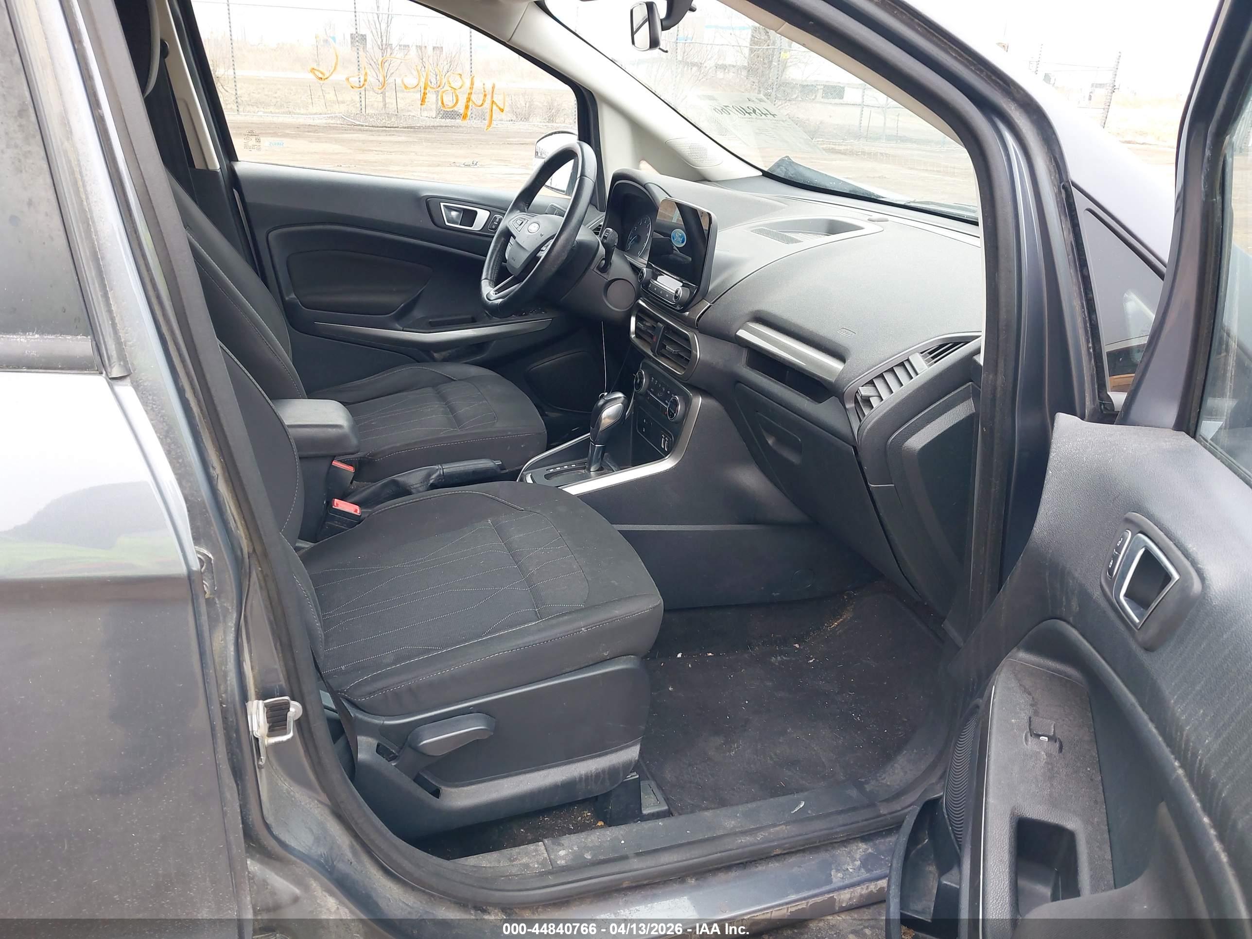 FORD ECOSPORT image 5