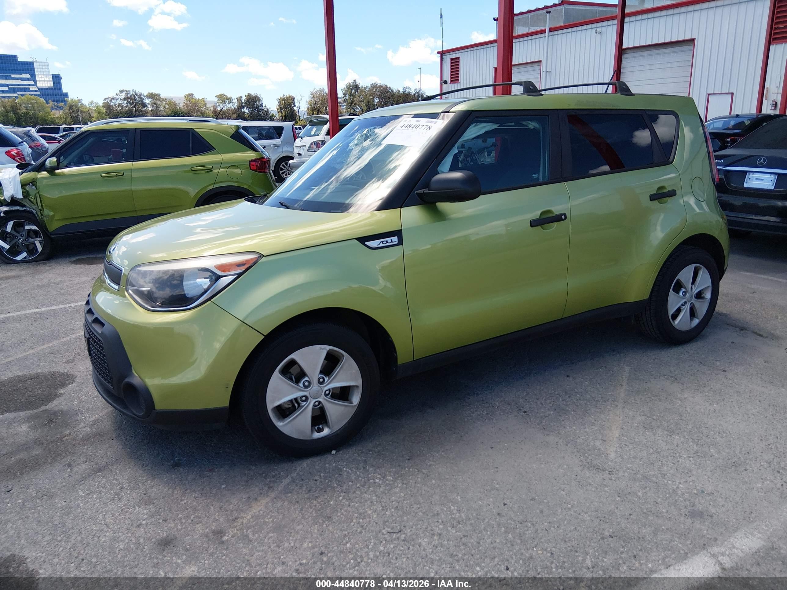 KIA SOUL image 2