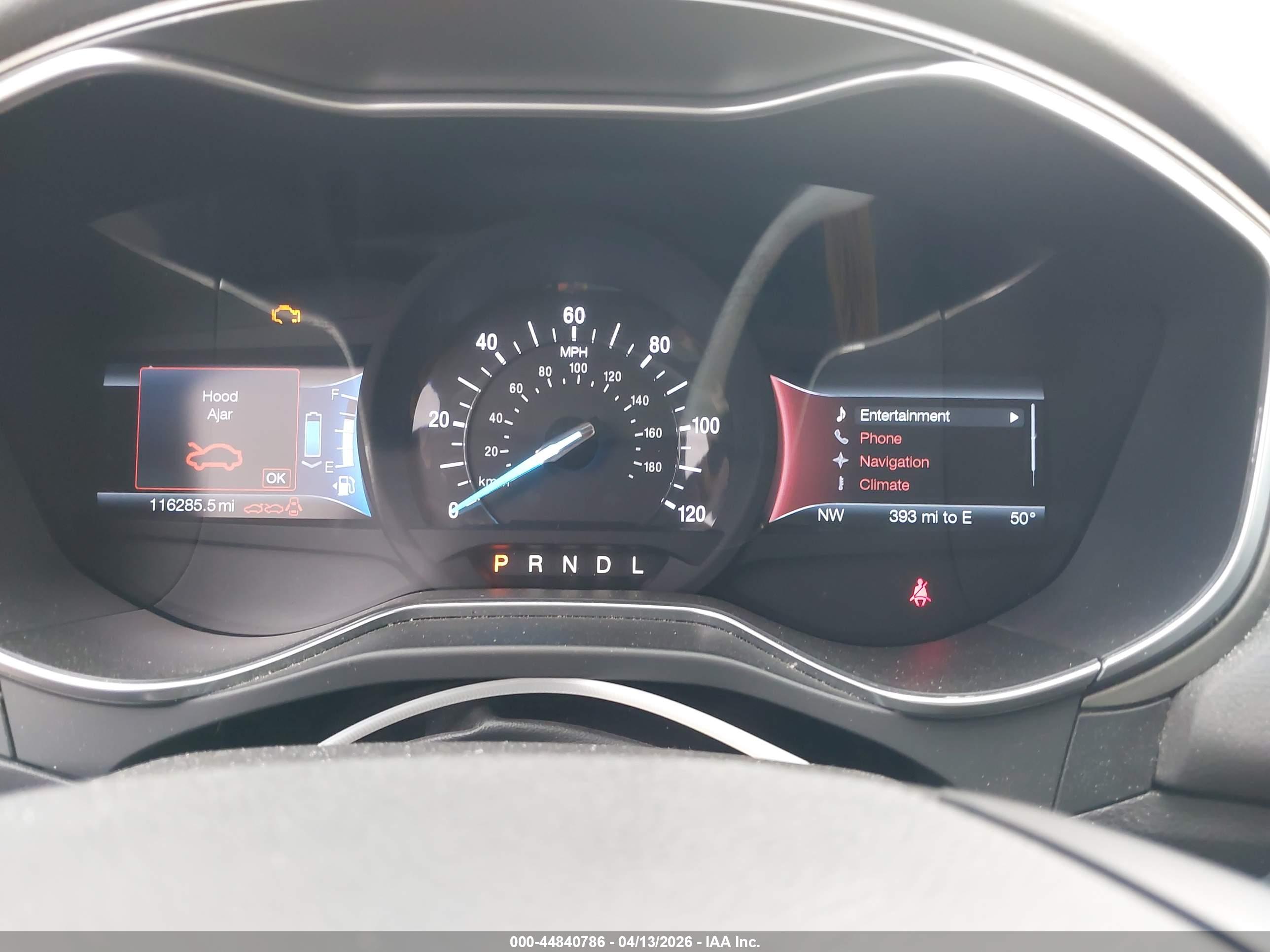 FORD FUSION image 7